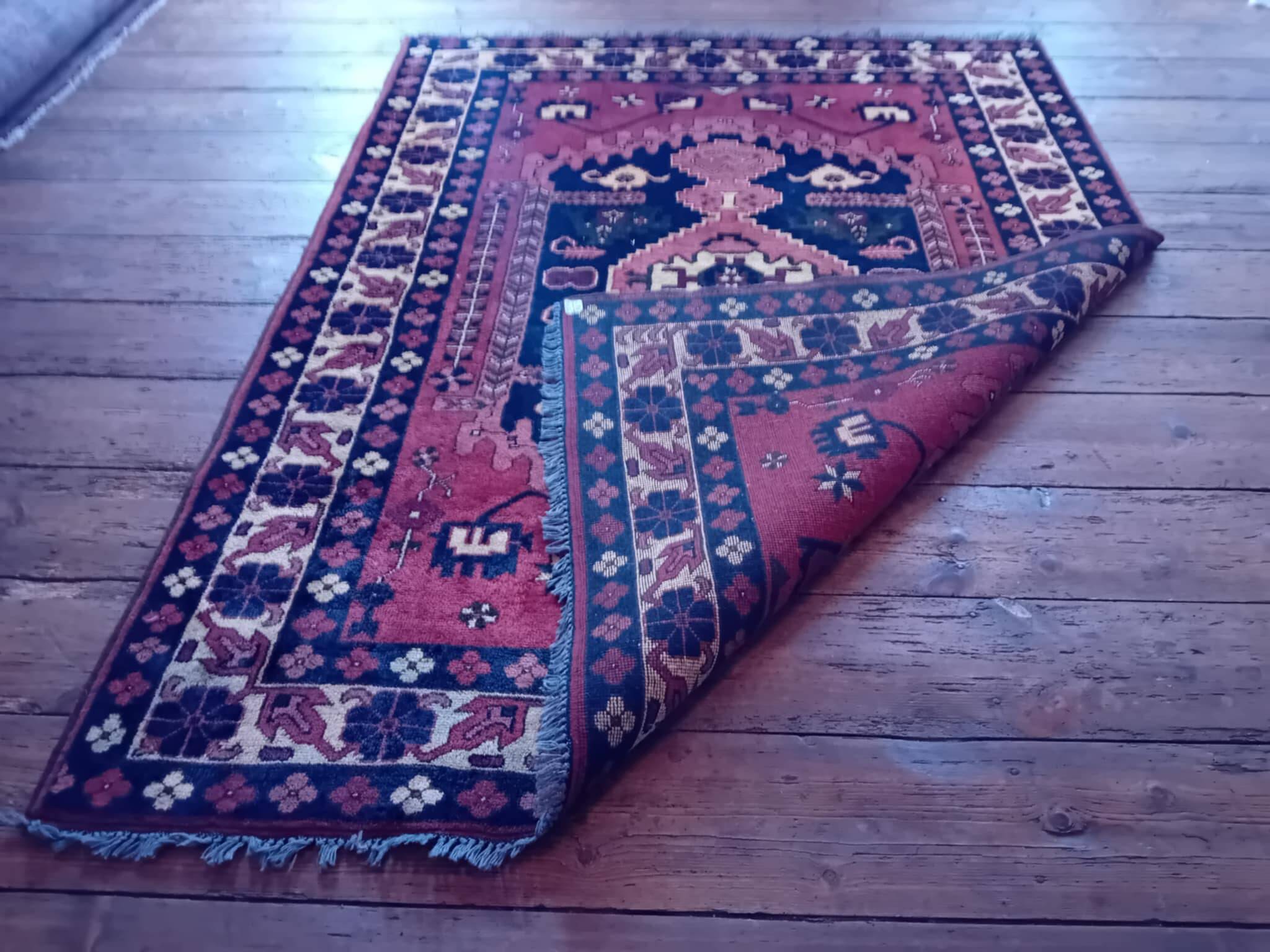 Handmade Pakistani Kazak Rug 196x152cm
