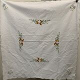 Nappe broderies lapins