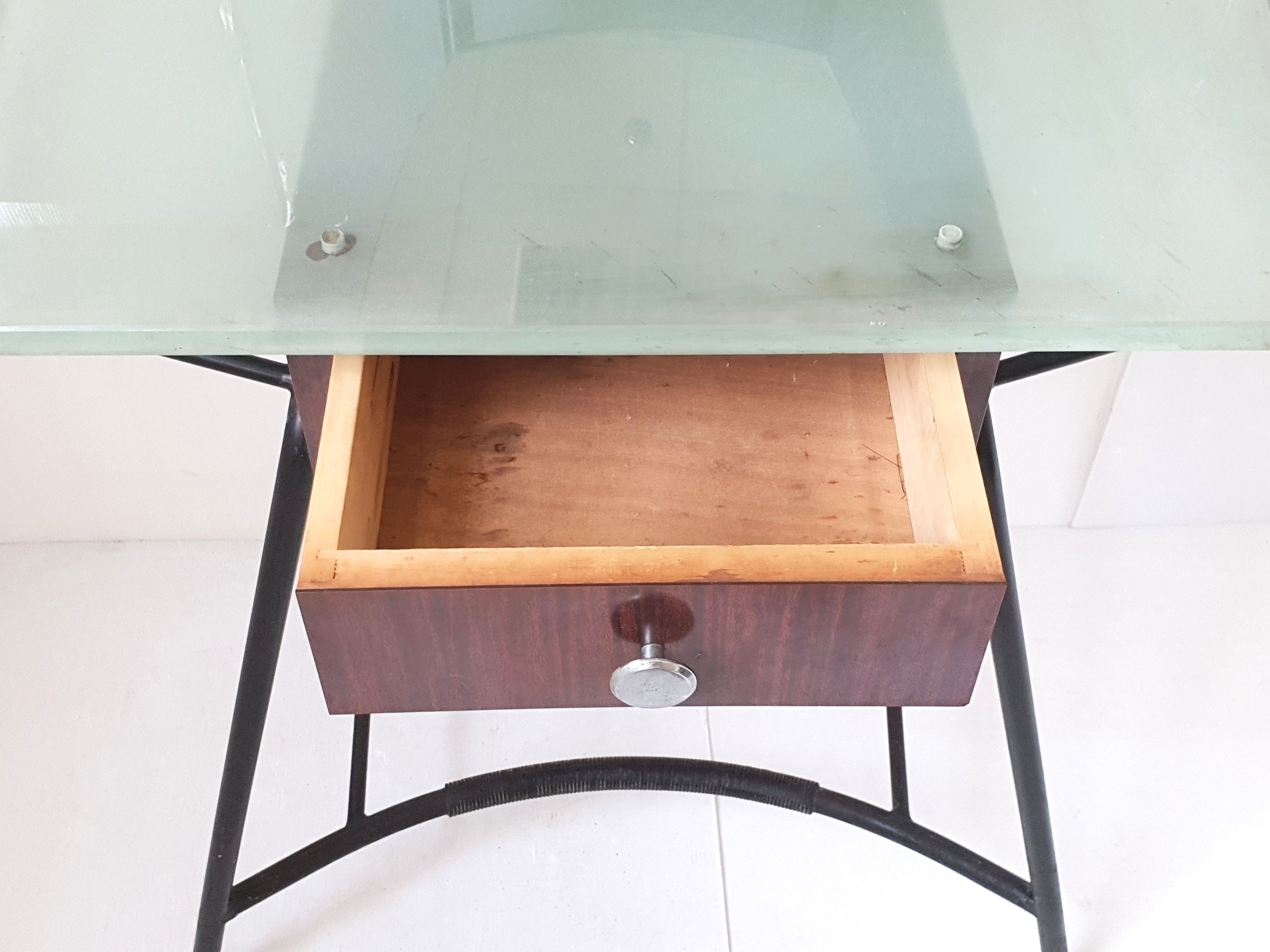 Vintage 1950 hairdresser