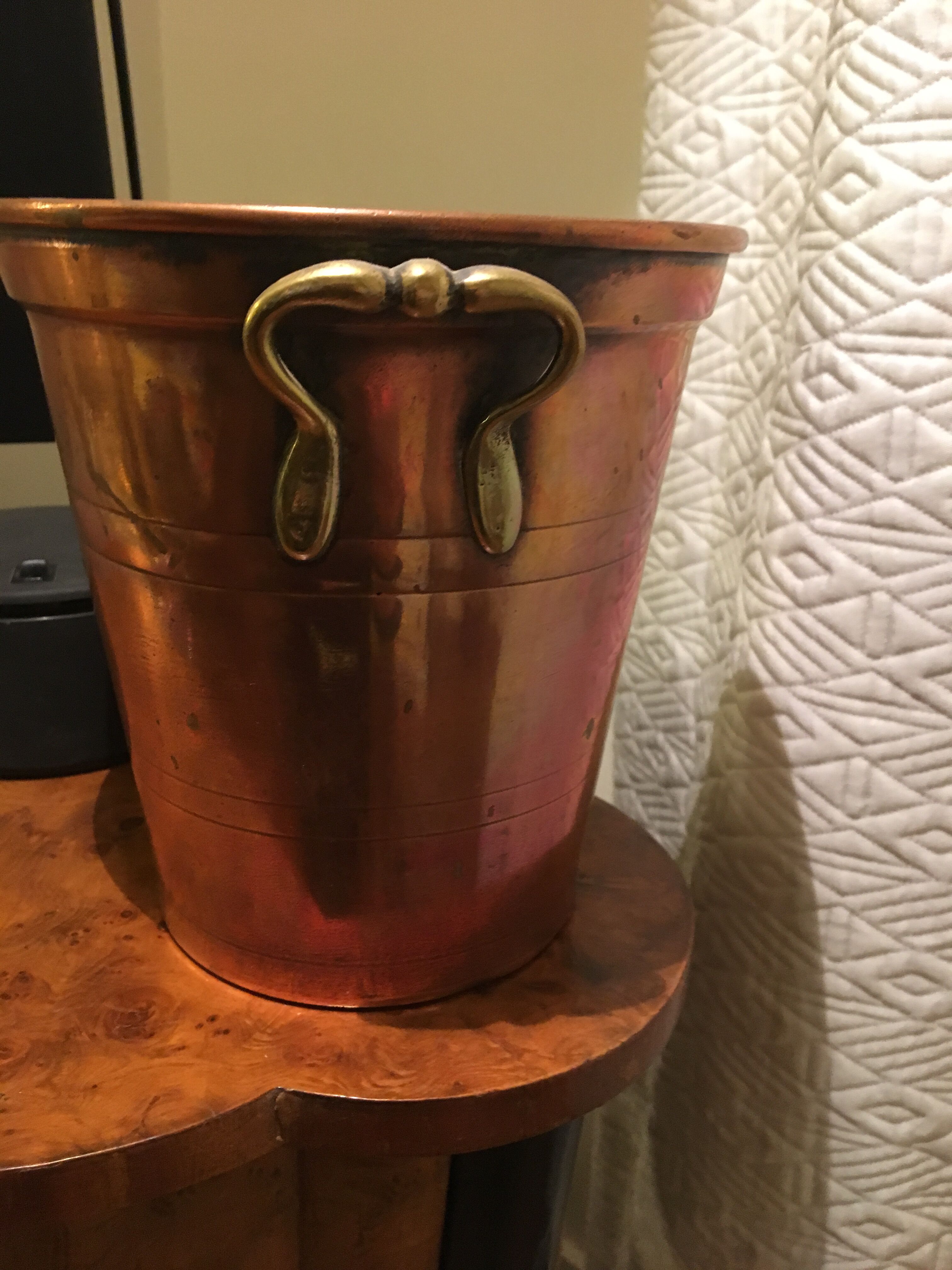 Old 19th century ice bucket refresher