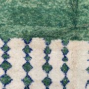 Handmade pure wool rug, size 150 x 250 cm.