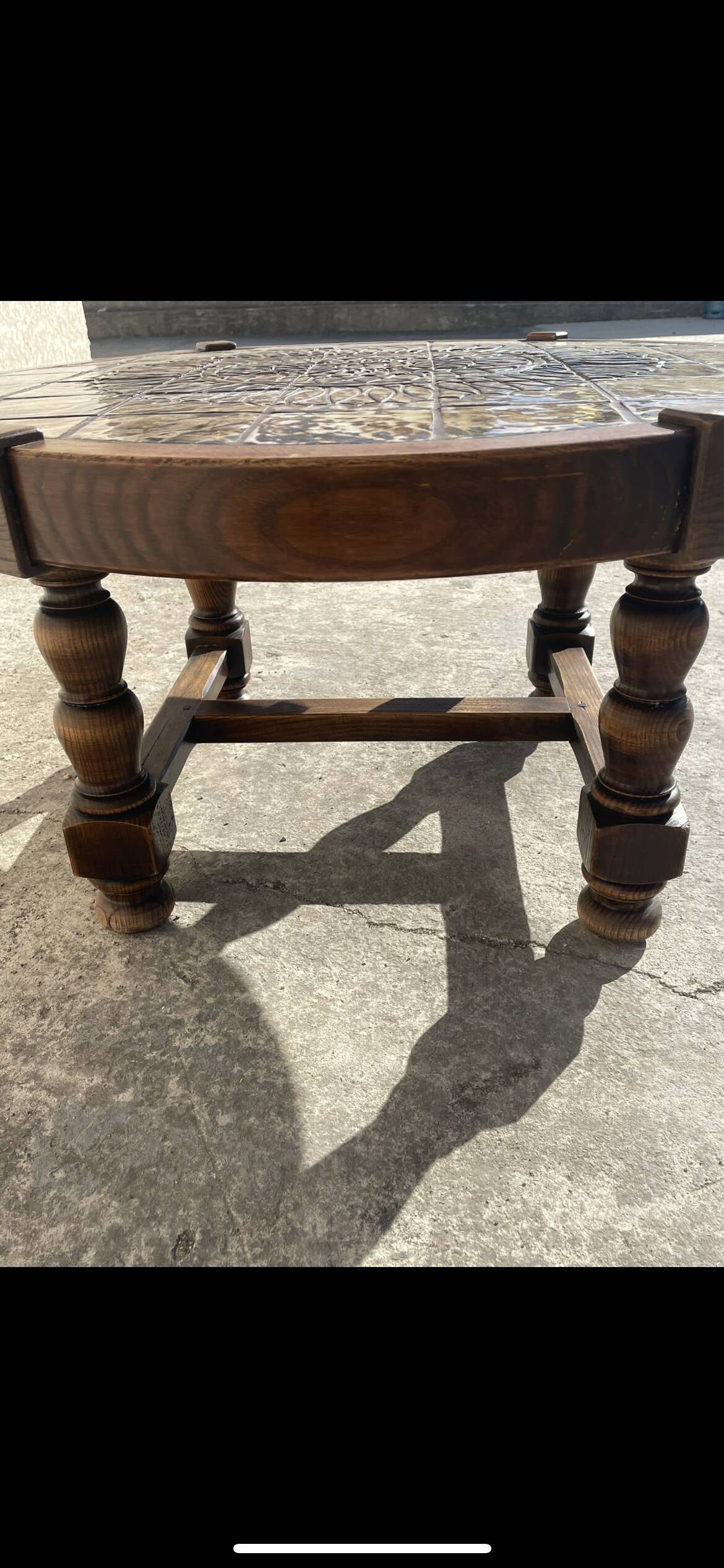 Coffee table signed Barrois
