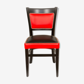 Red and black bi-ton leather brewery chair, studded