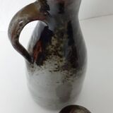 Stoneware set signed Atch T and Ch Robert