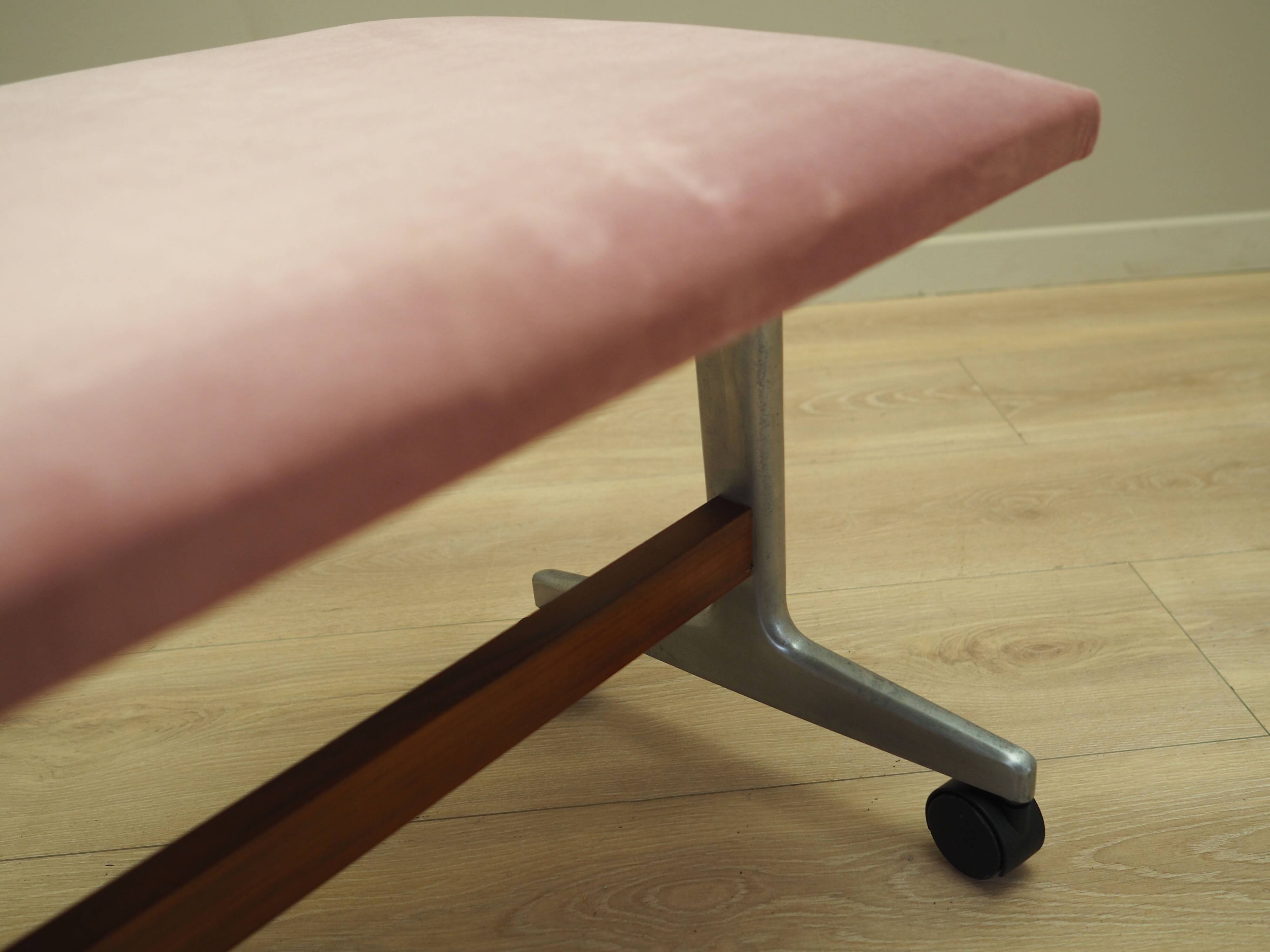 Pink footrest, Danish design, 1960s, production: Denmark
