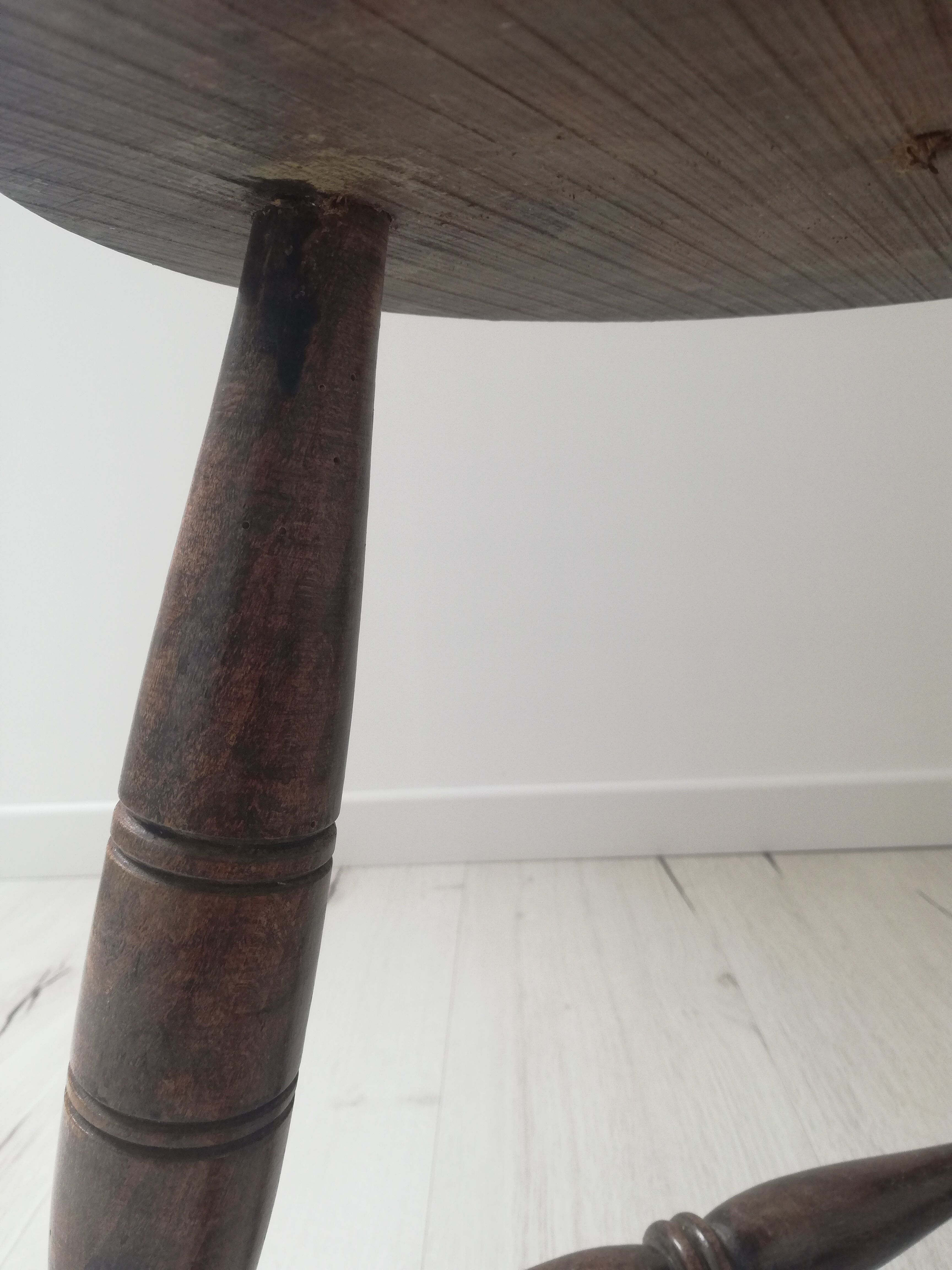 Vintage tripod stool