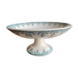 Vintage cake display