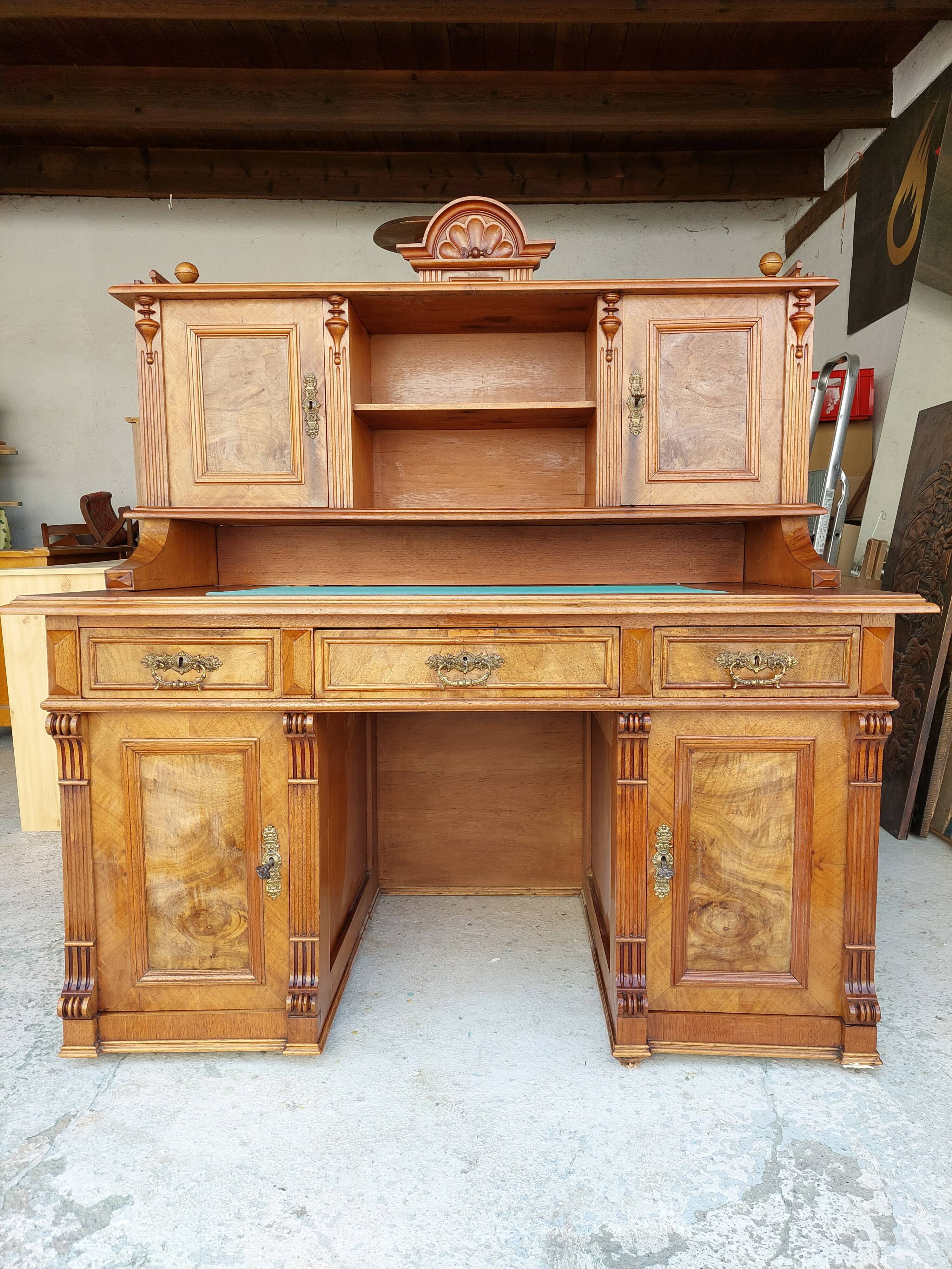 Henry II style office