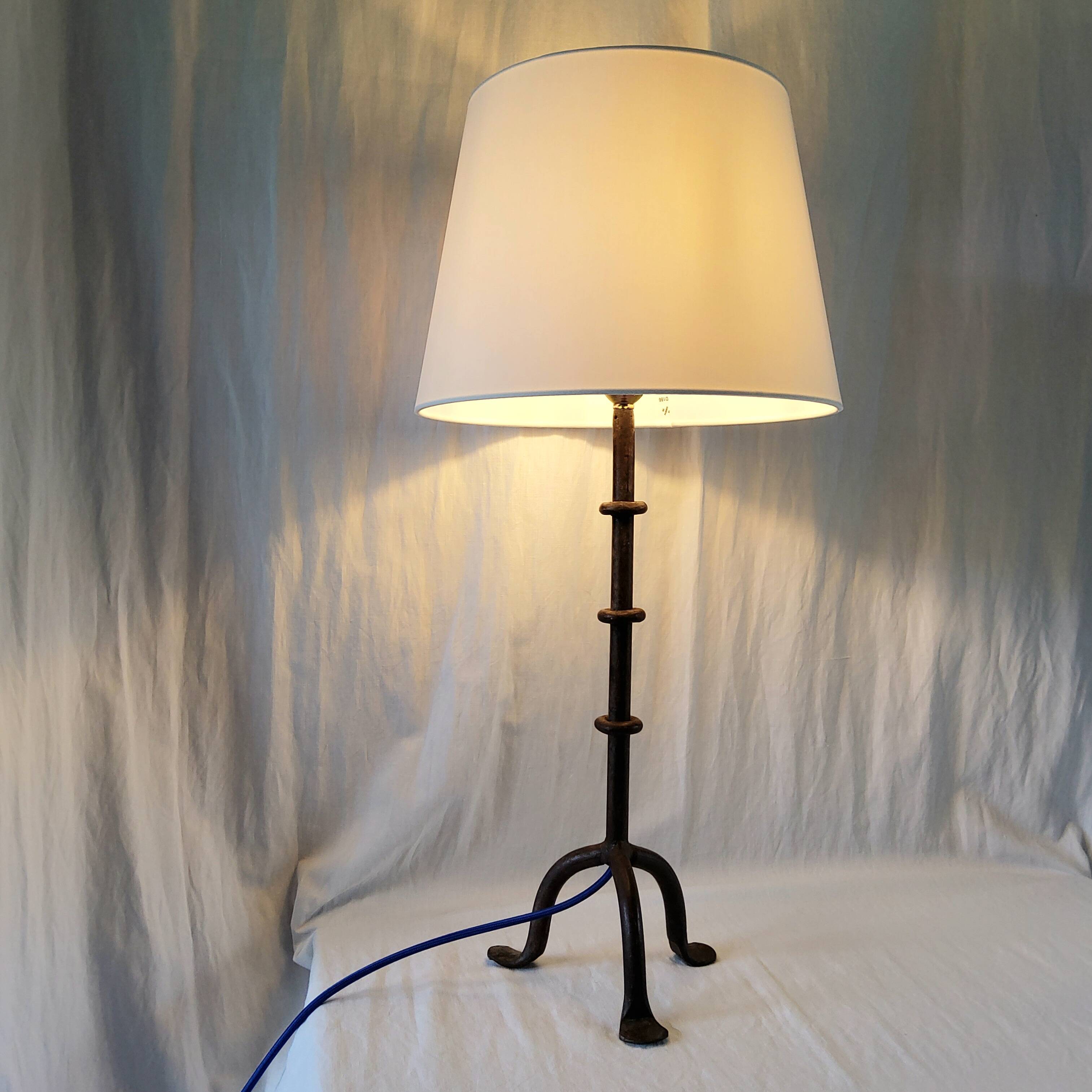 Brutalist lamp