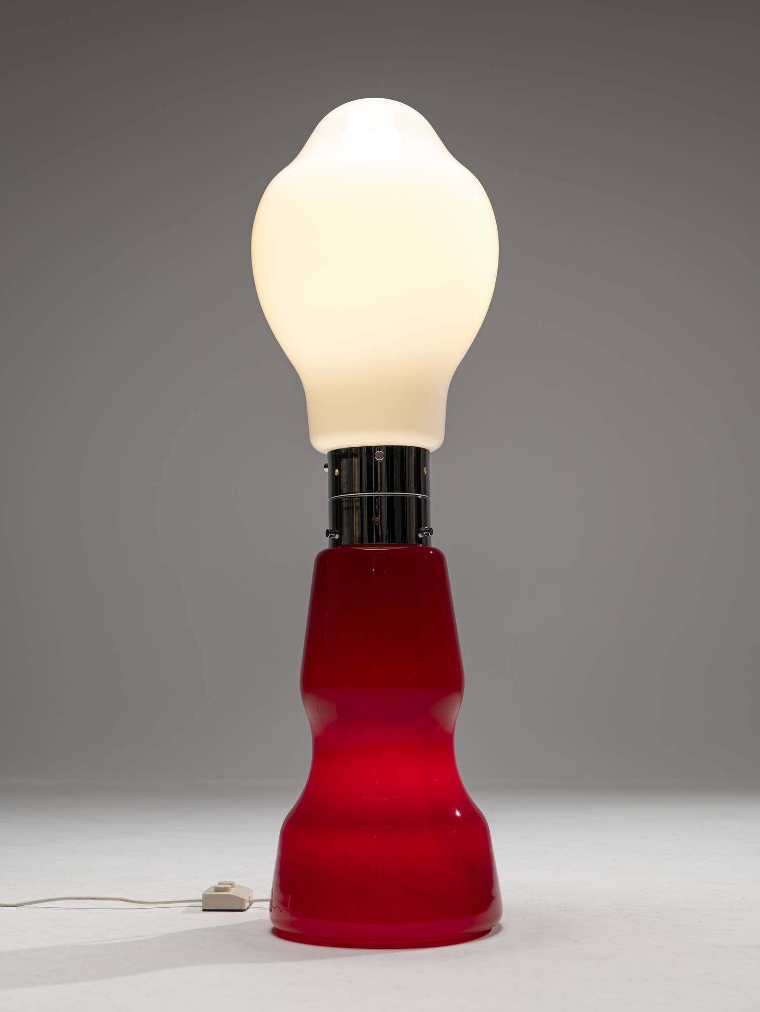 Lampadaire « Birillo » de style Mazzega, Italie, années 1990