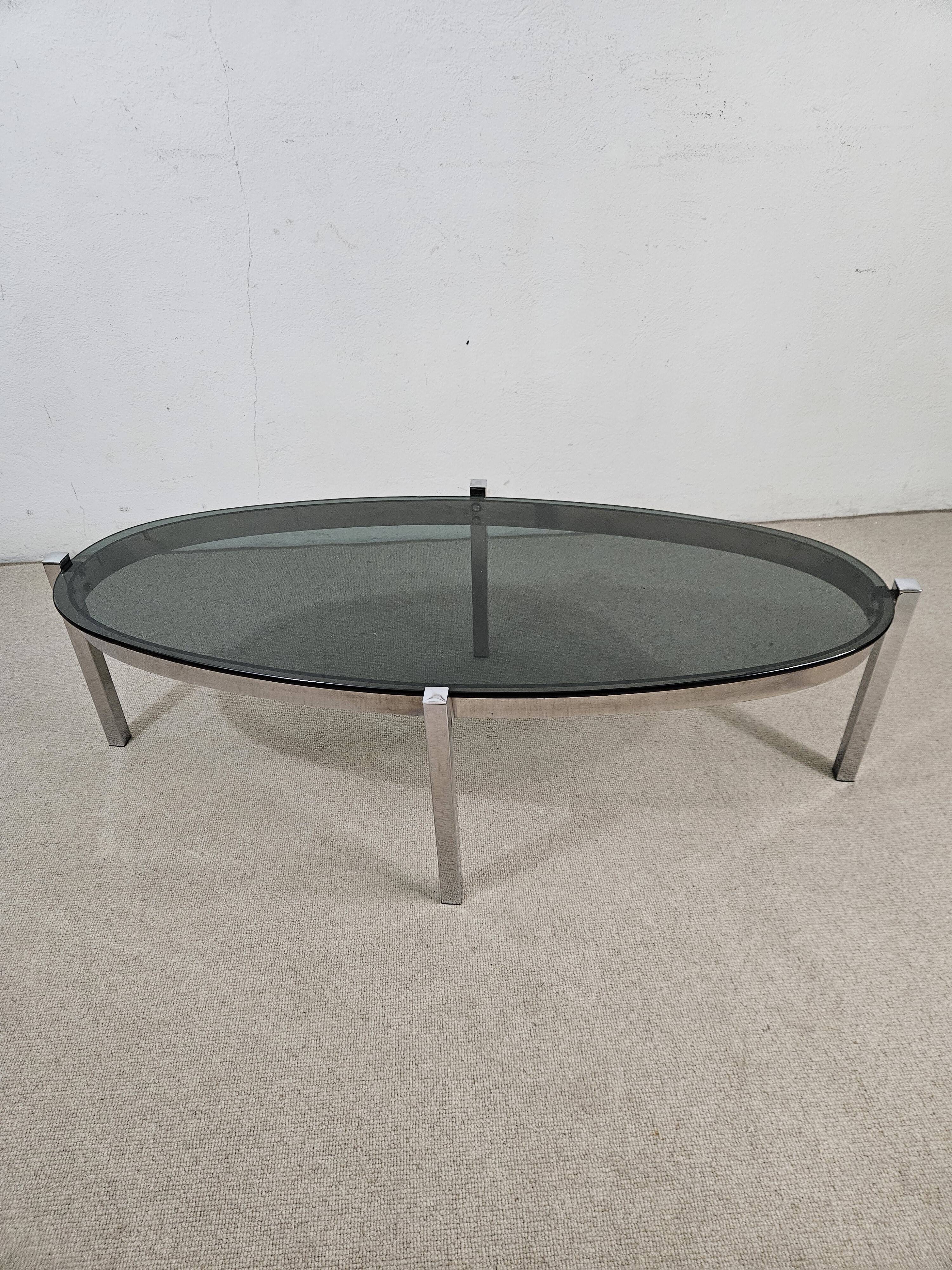 Table basse vintage ovale - Design 70