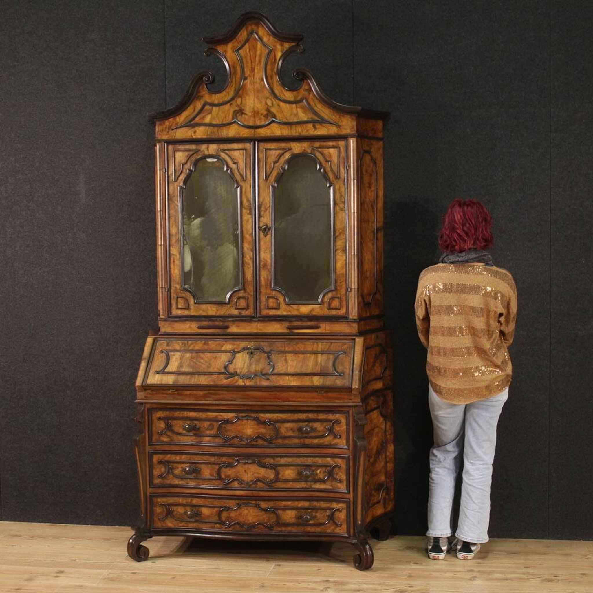 Great Lombard trumeau in wood from 20th century