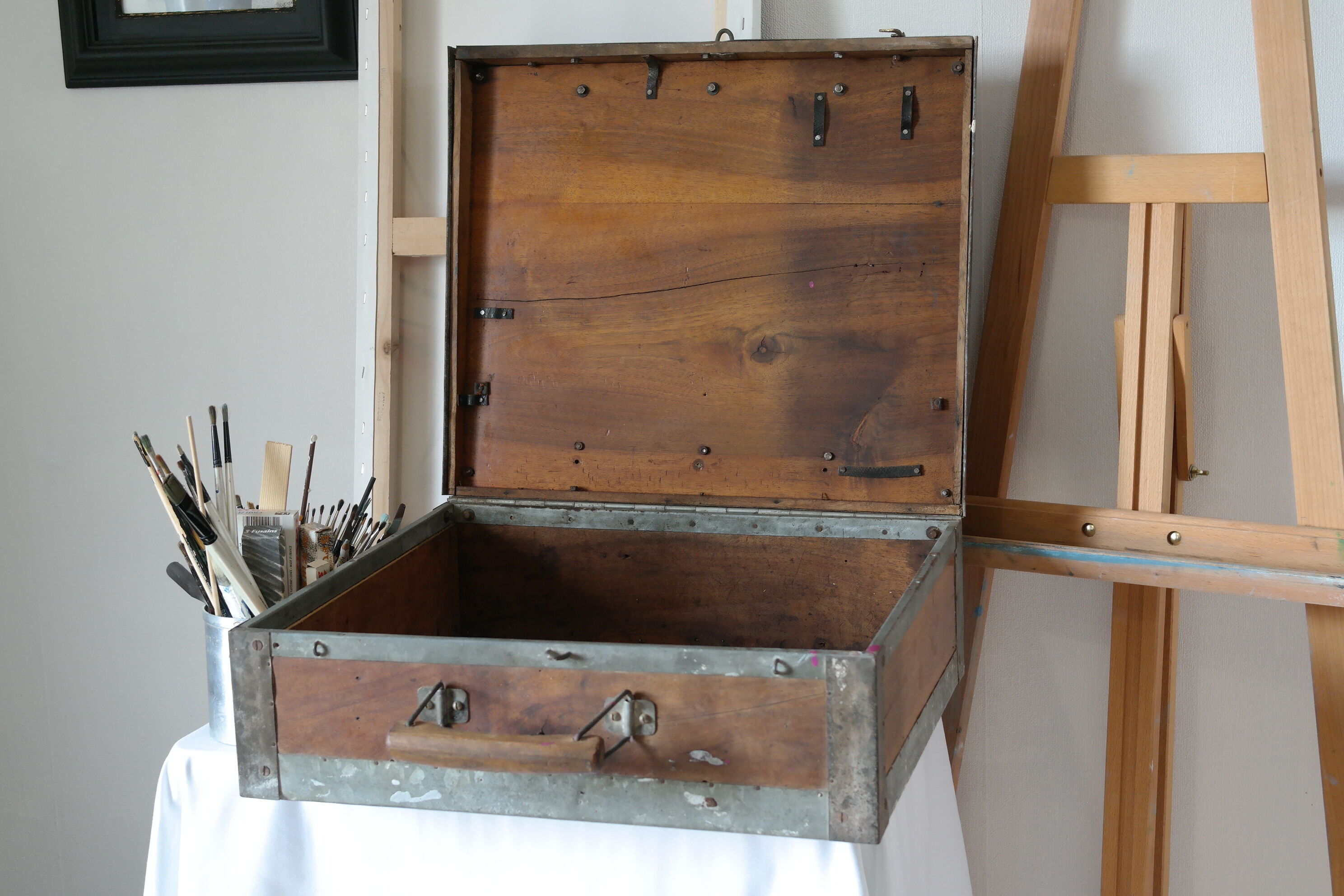 Painter's case in walnut and metal early XX