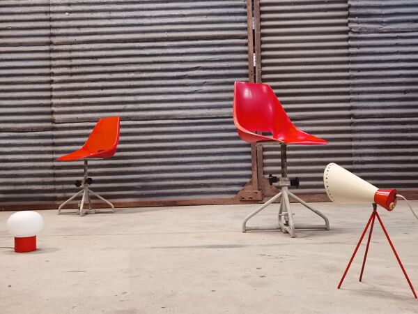 Paire de chaises pivotante de Miroslav Navratil pour Vertex
