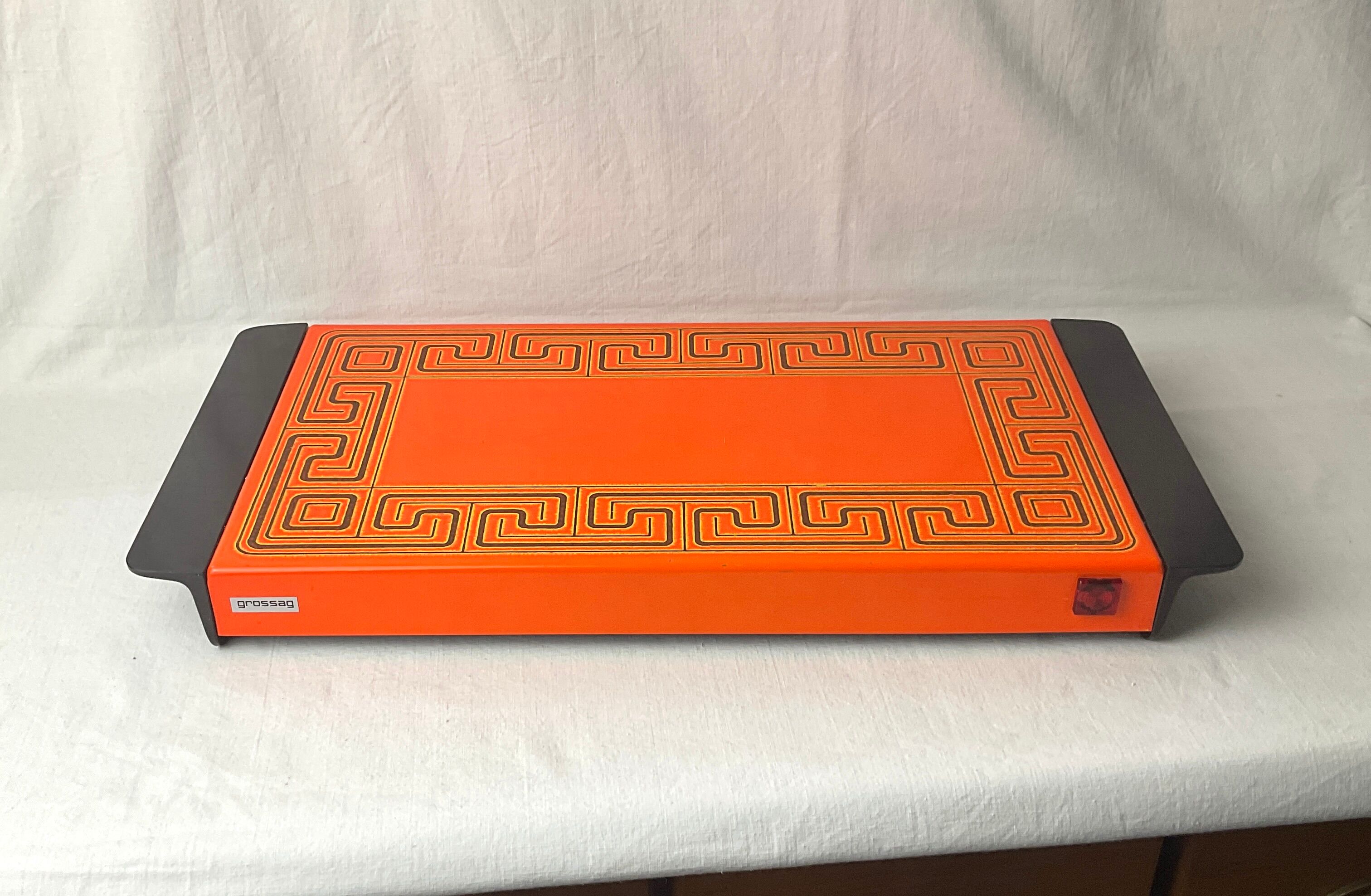 Vintage orange underplate 70s