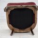 Fauteuil danois des années 1940, en laine tissée, velours, maille, bois de chêne sculpté.