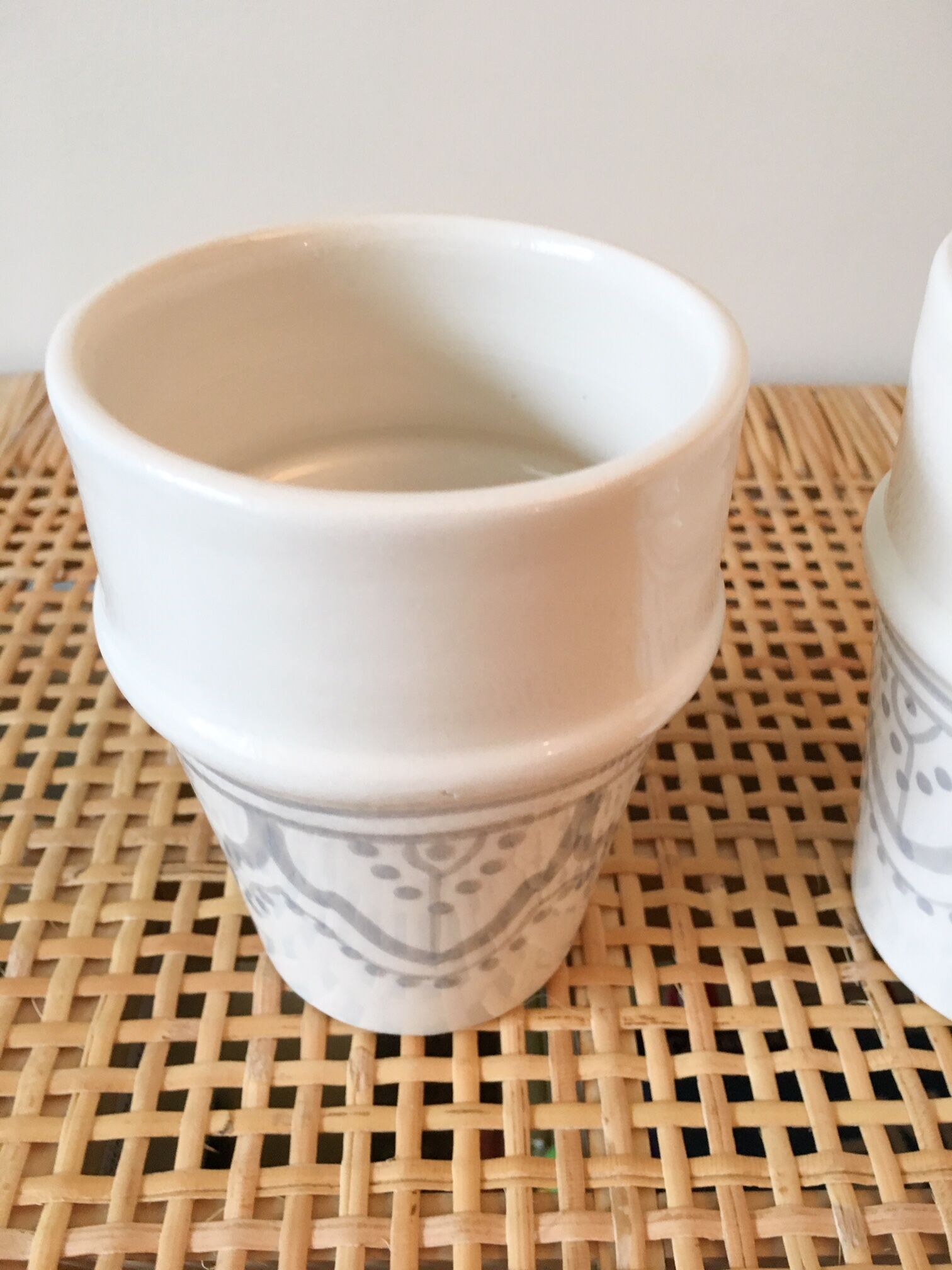 Lot of 2 ceramic cups grey Berber motifs