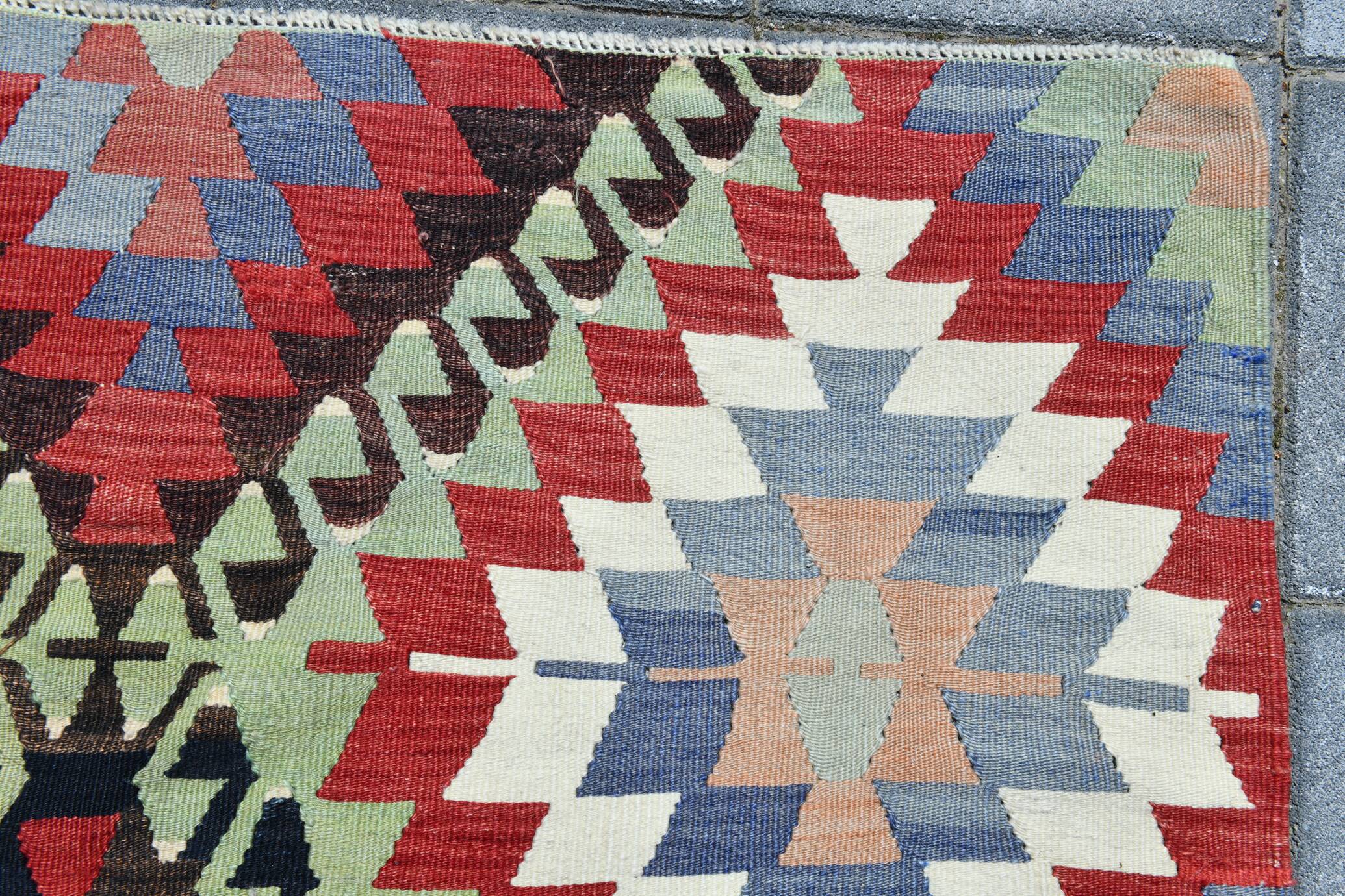 Kilim Long Wide Multicolor Geometric Stlye Vintage Kilim Rug, 199x320 Cm