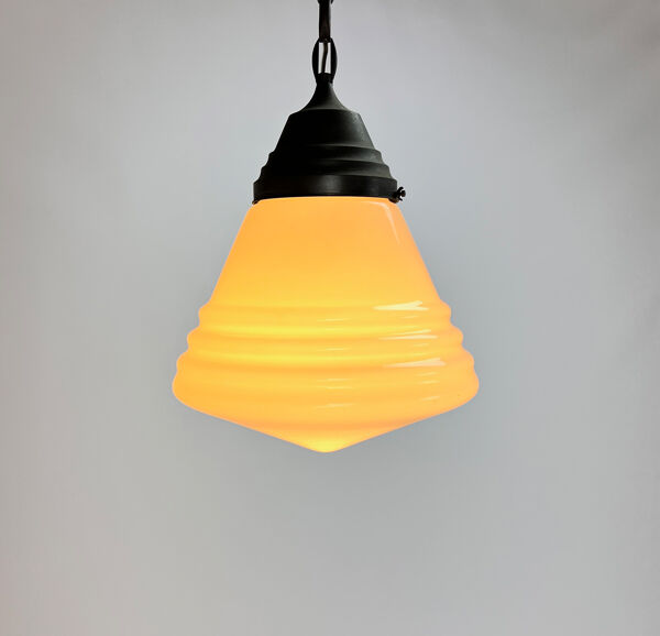 Suspension original en verre et cuivre Phililite Philips, années 1930