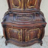 Rounded buffet in venetian baroque style