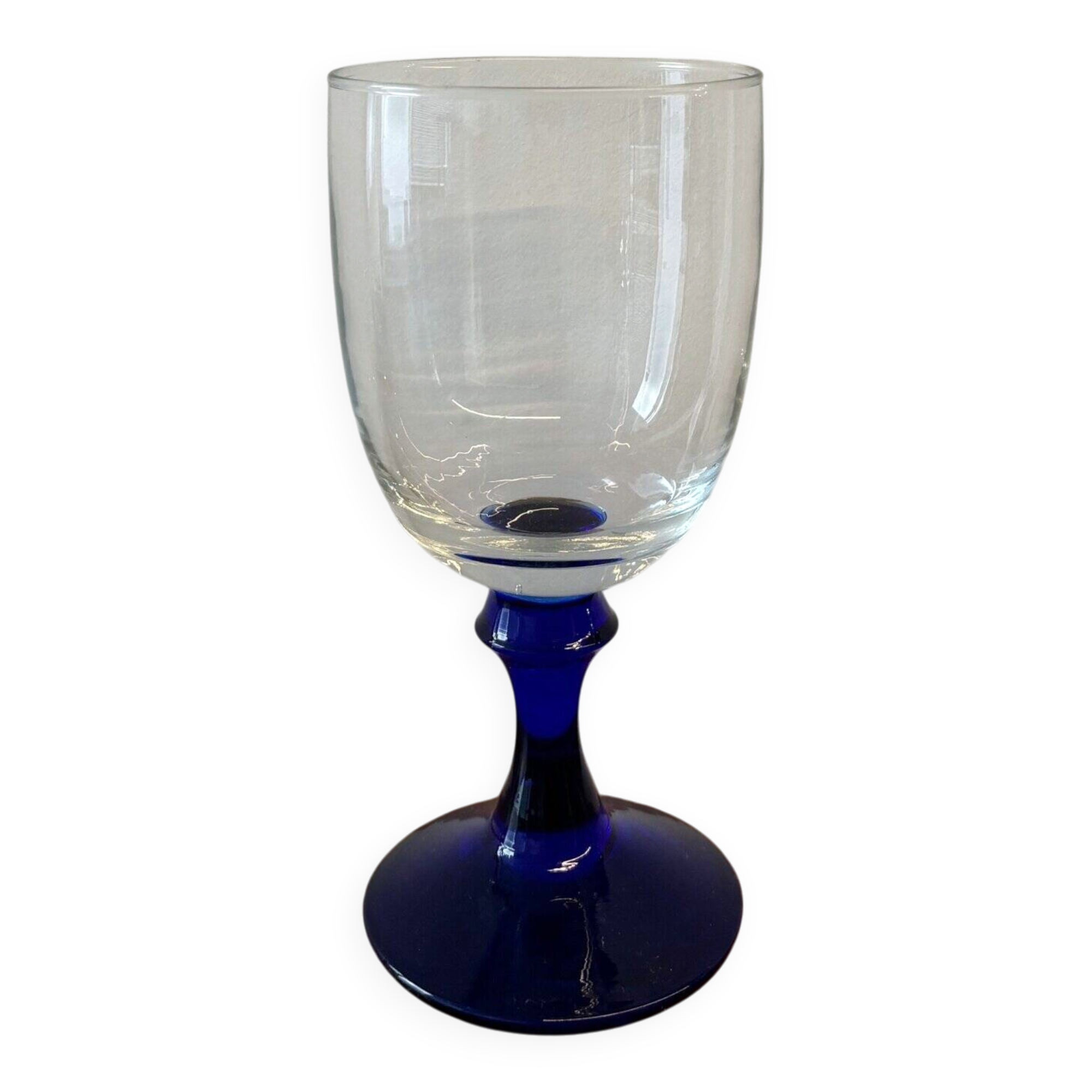 Vase sur pied en verre bleu