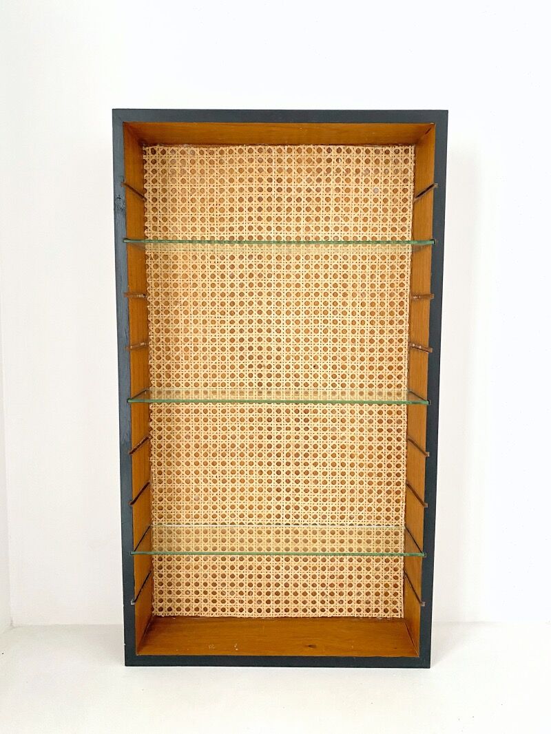 Wooden wall shelf and canning
