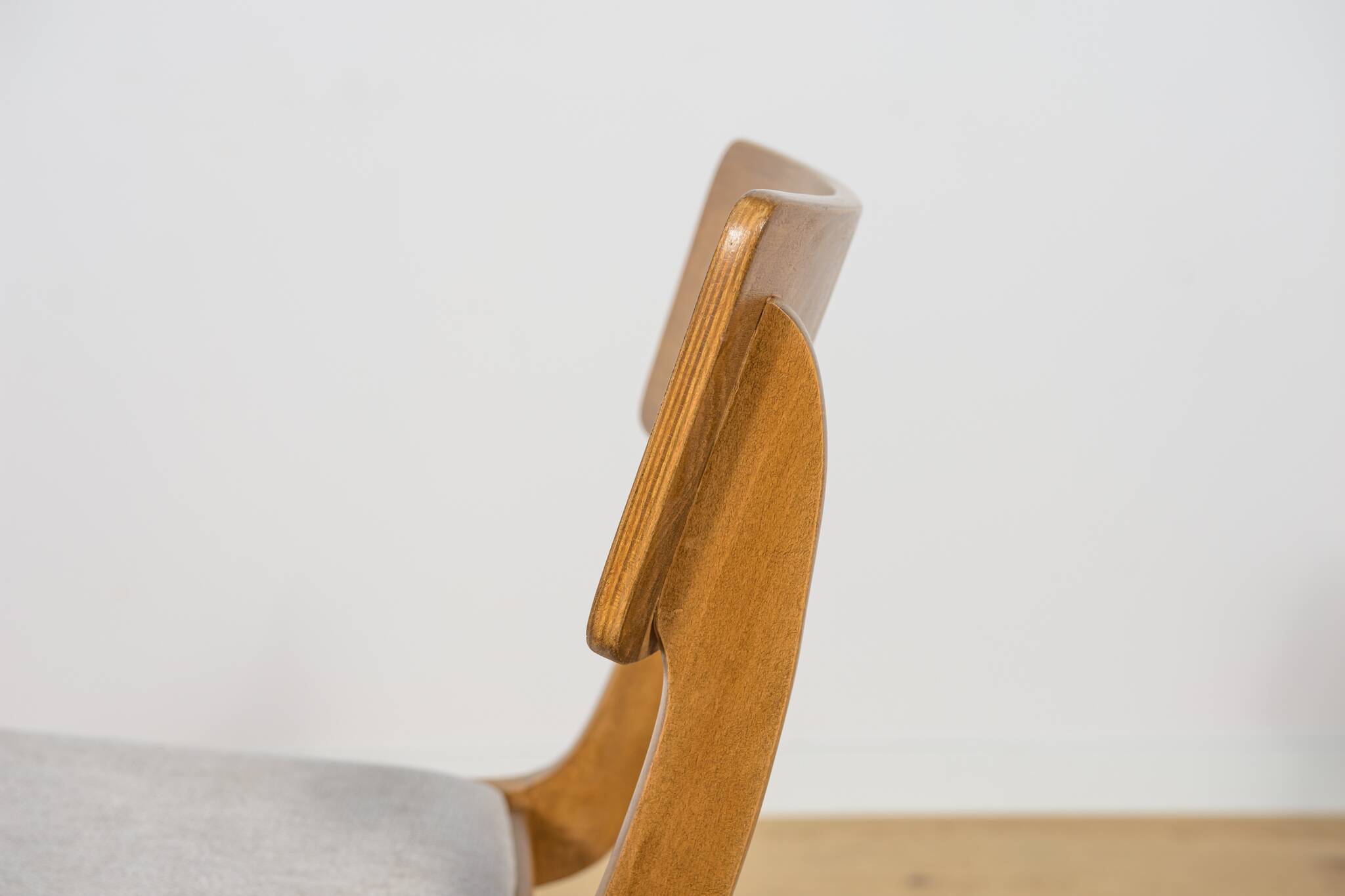 Boomerang Dining Chairs from Goscinski Furniture Factory Model 229XB.