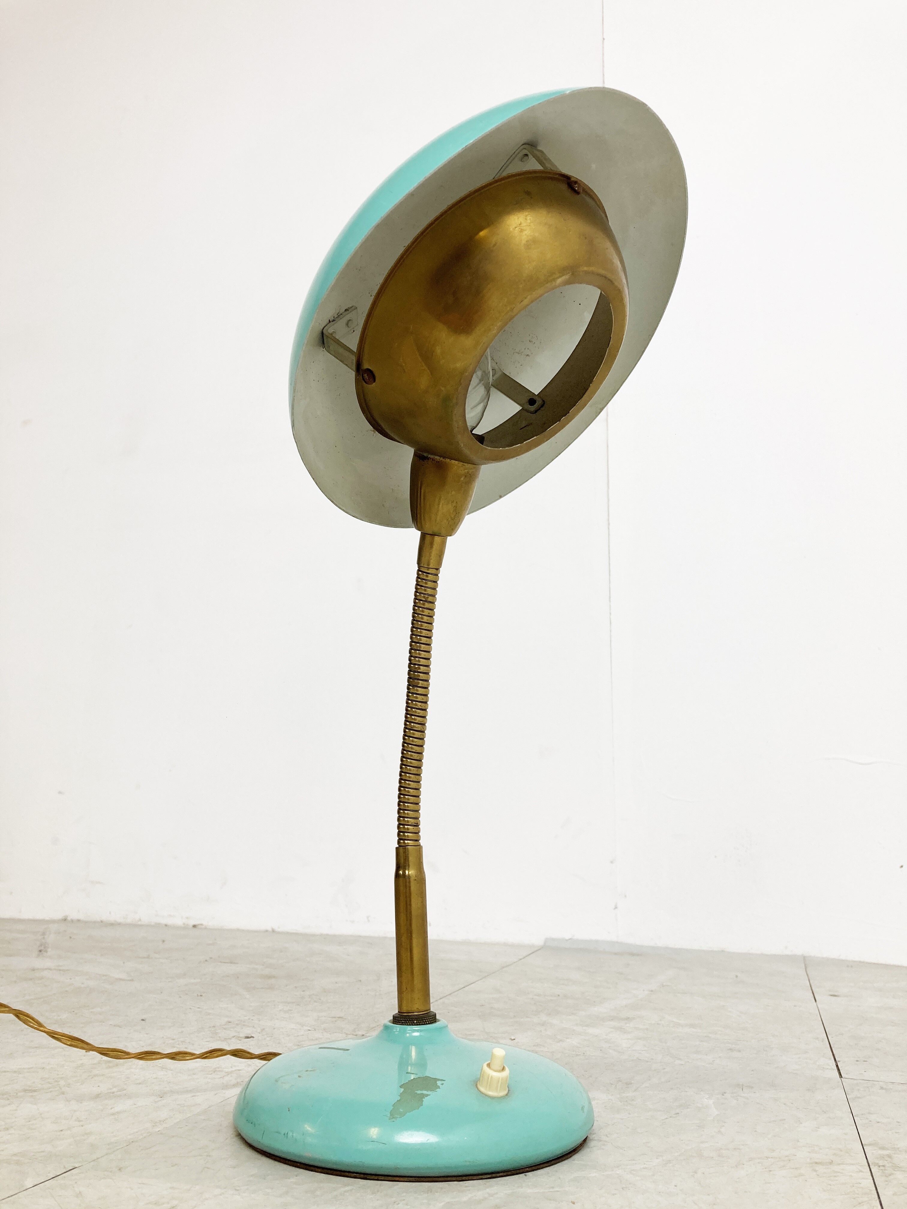 Vintage mid-century modern italian table lamp - 1960's