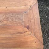 Table de ferme ancienne en cerisier à piétement tourné avec 2 tiroirs.