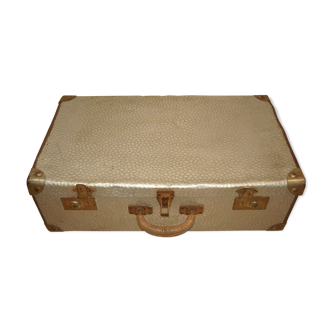 Valise vintage en fer blanc