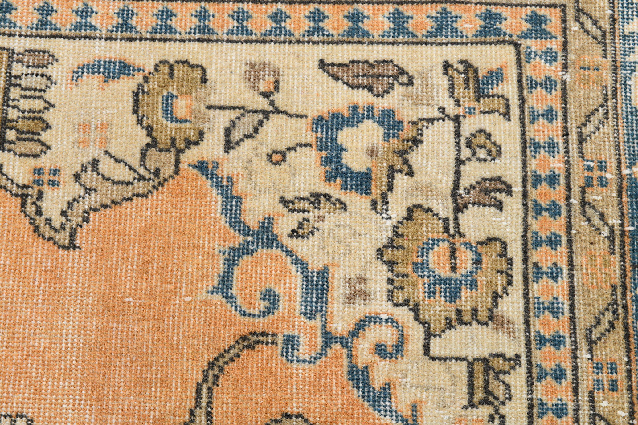 6x9 Antique Turkish Vintage Rug, 180x285Cm