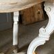 Table violin white marble