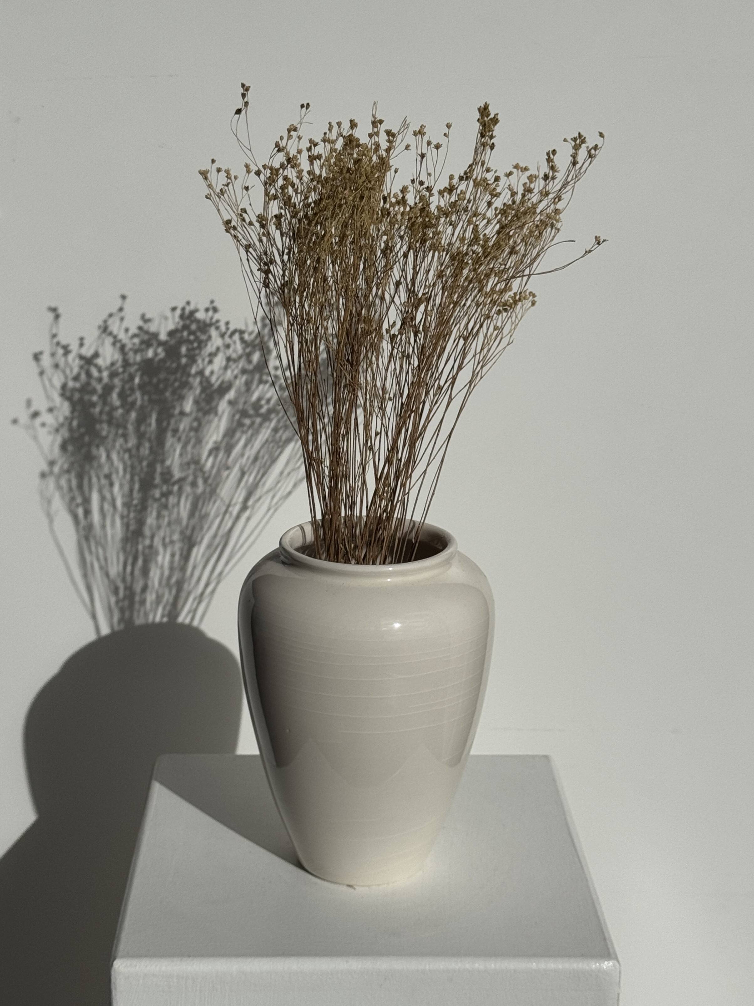 Modern oblong white vase H18.5