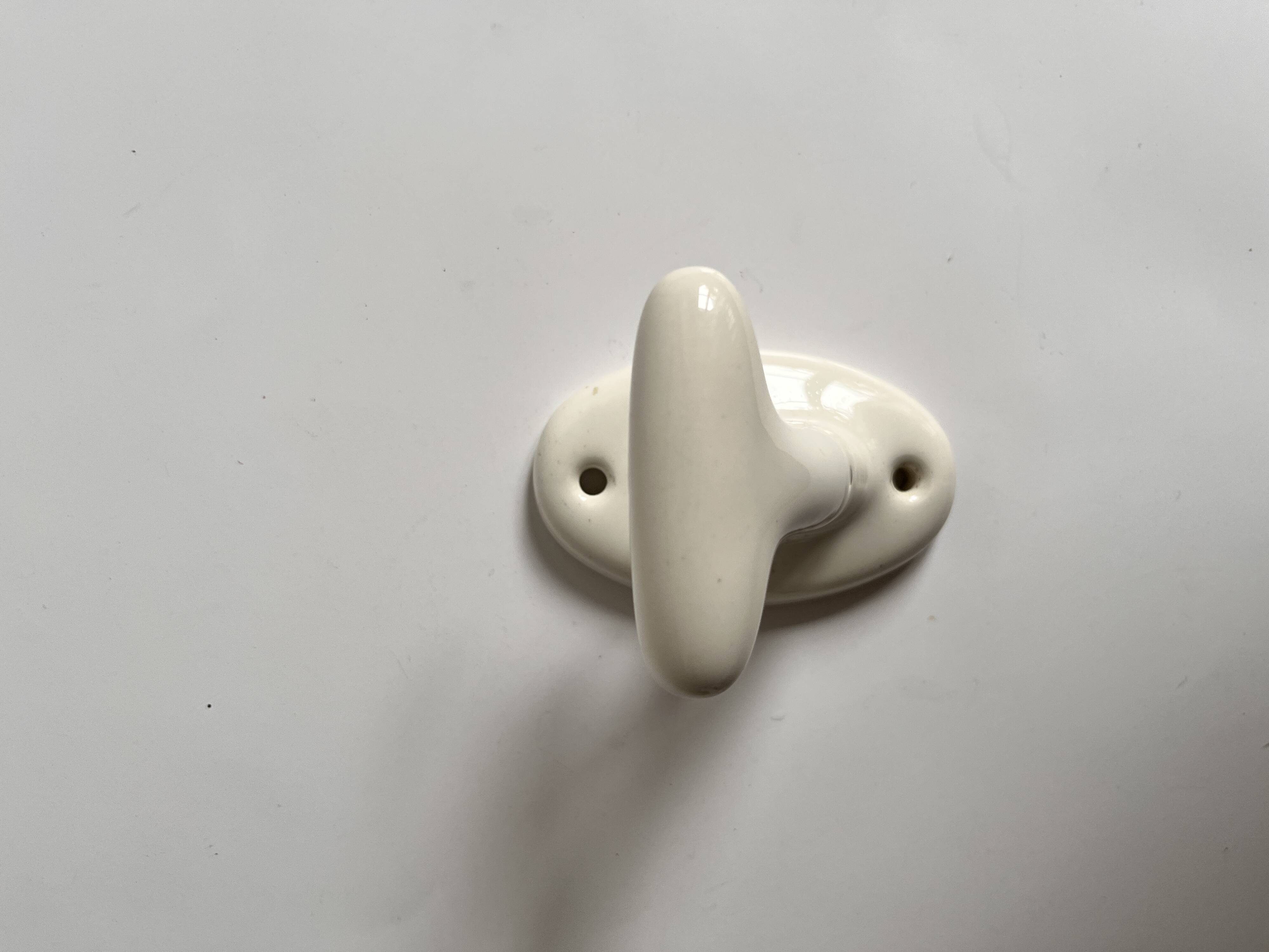 Porcelain coat hook