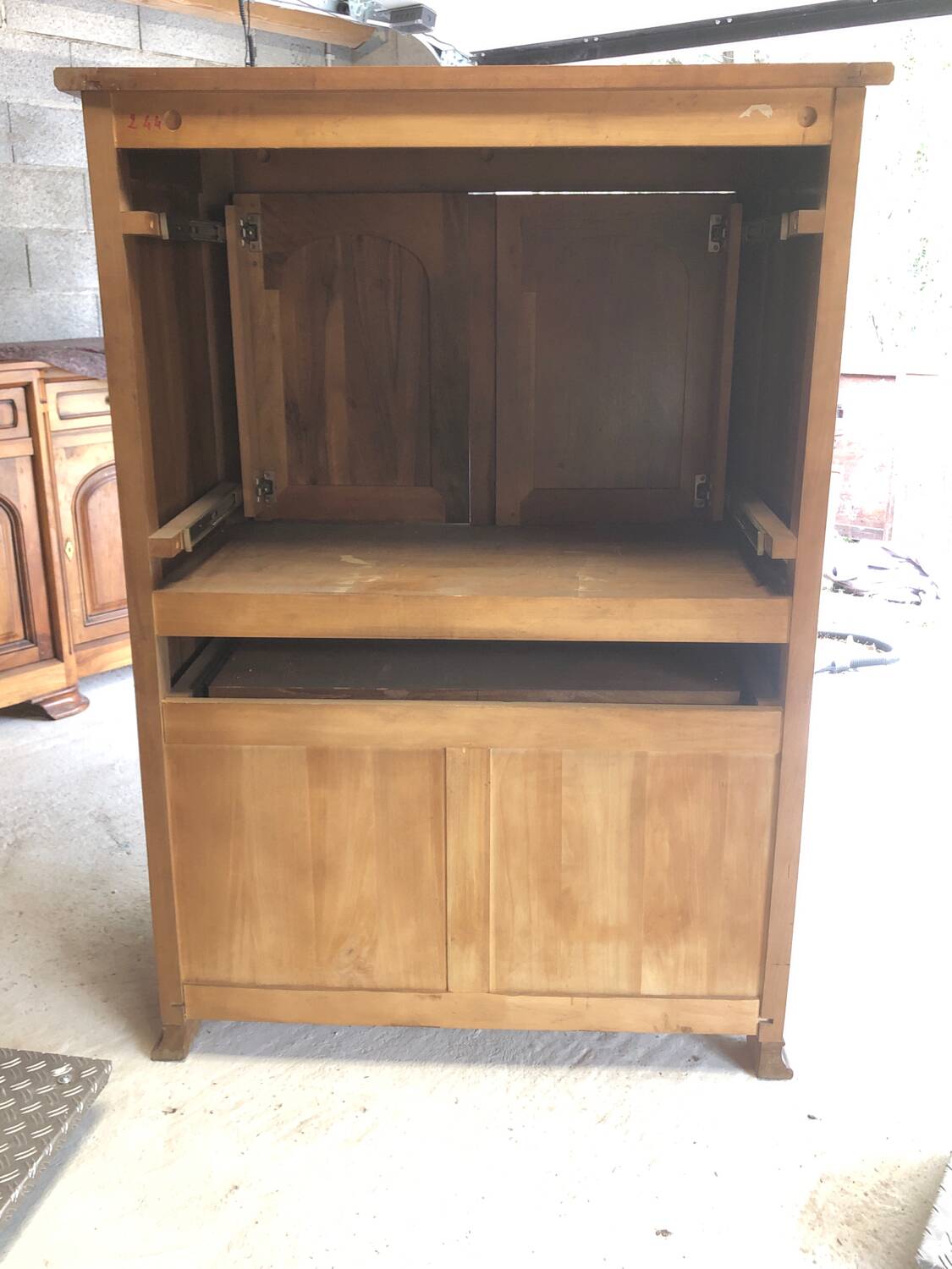 TV cabinet