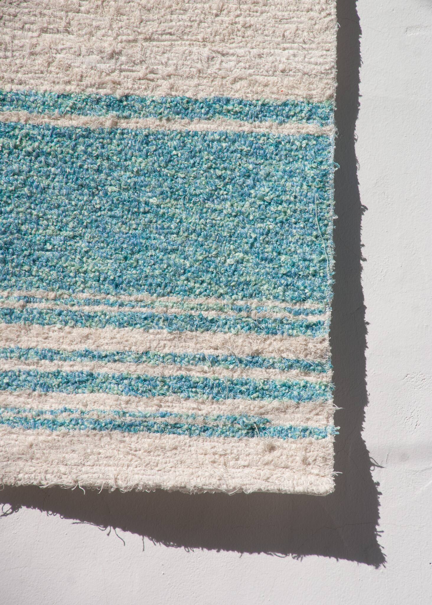 Handwoven recycled cotton rug - 40 x 60 cm