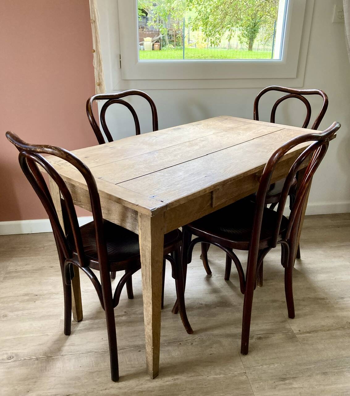 Set of 4 Fischel bistro chairs