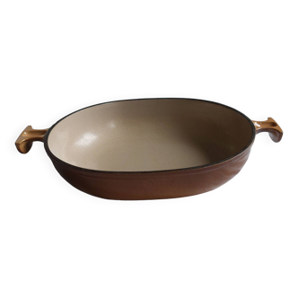 Le creuset plat fonte marron design enzo mari la mama