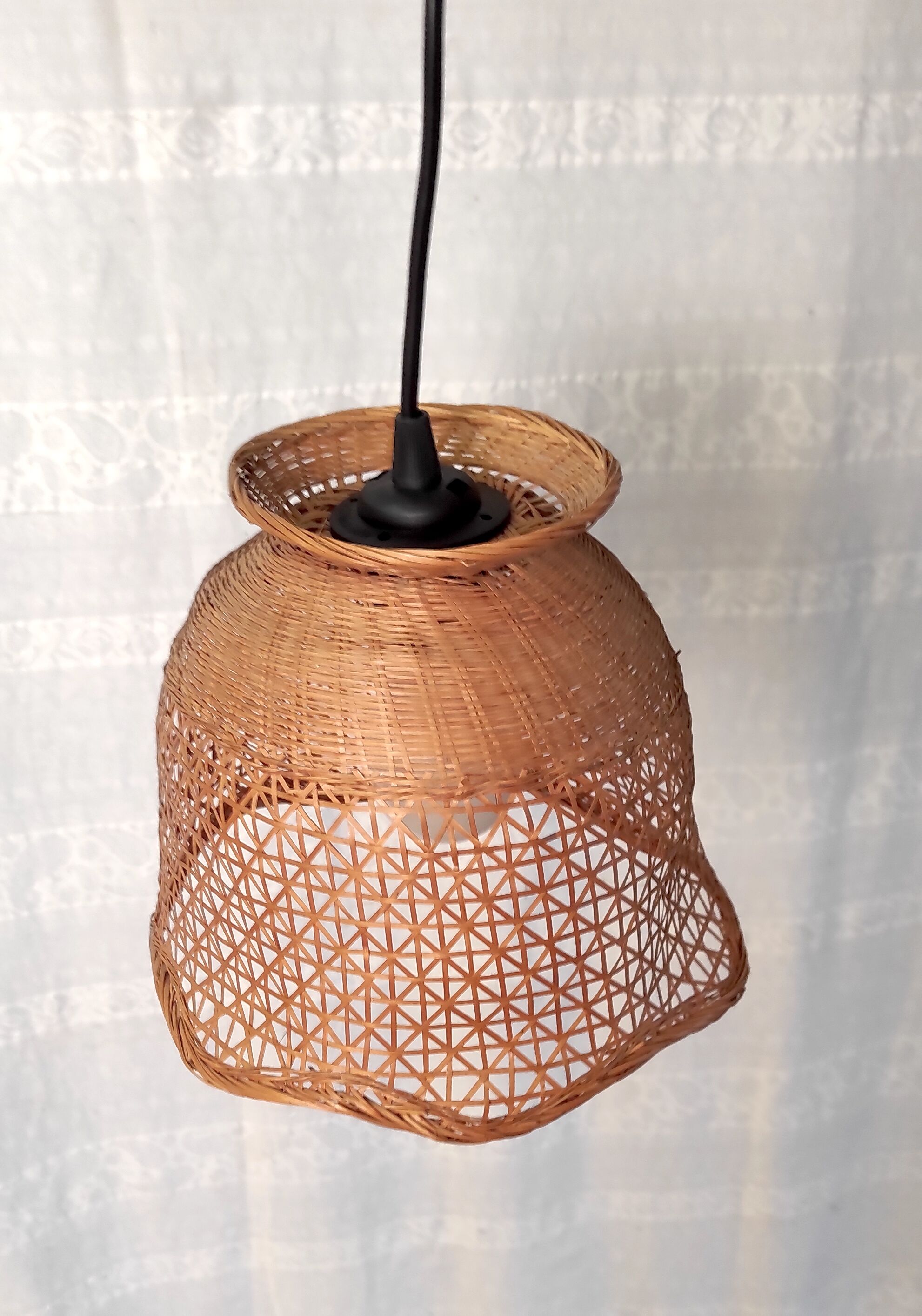 Braided wicker flower suspension