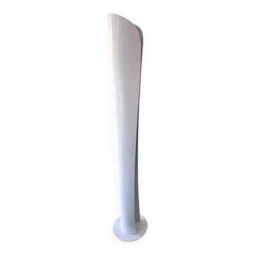 Cadmo design floor lamp by Artemide – designed by Karim Rashid