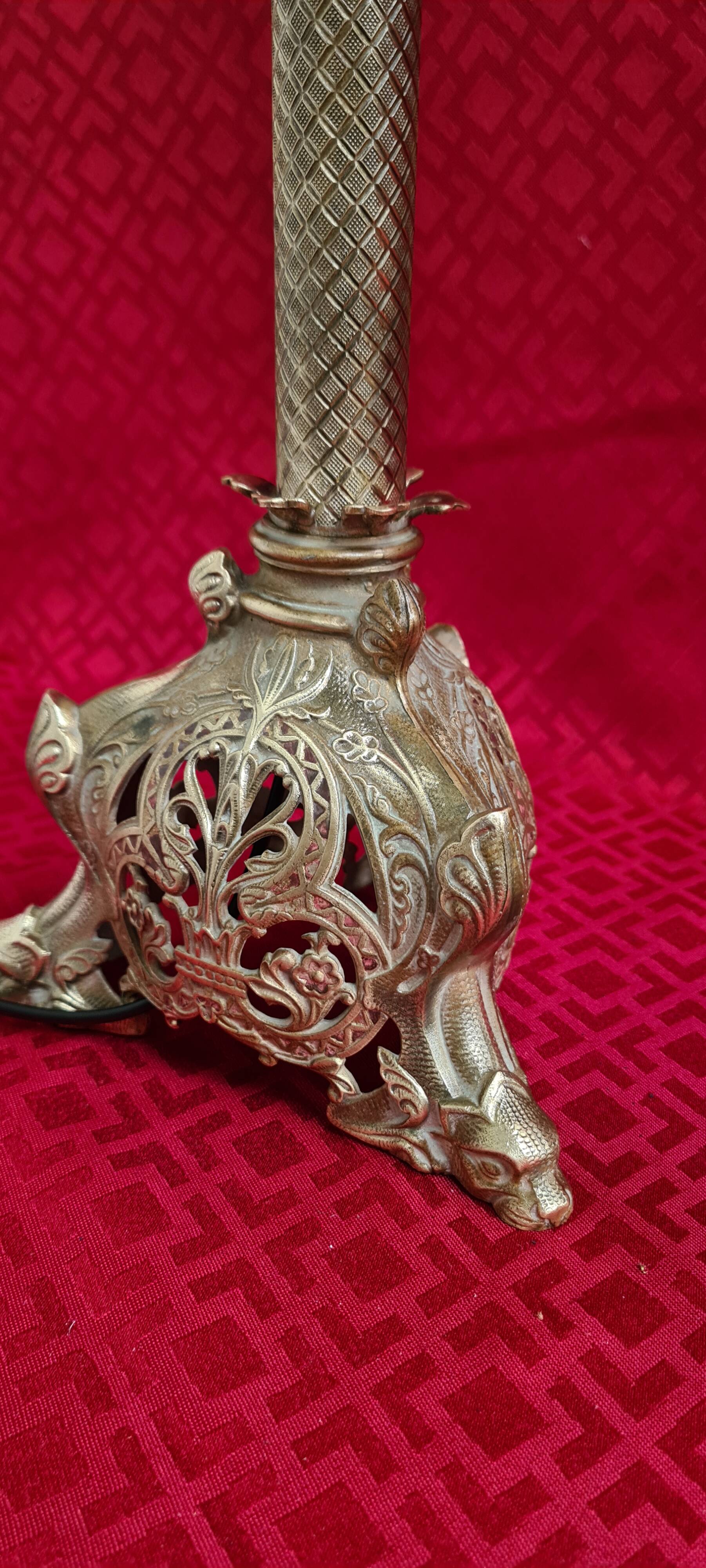 Pair of 18th century chiseled bronze lamps