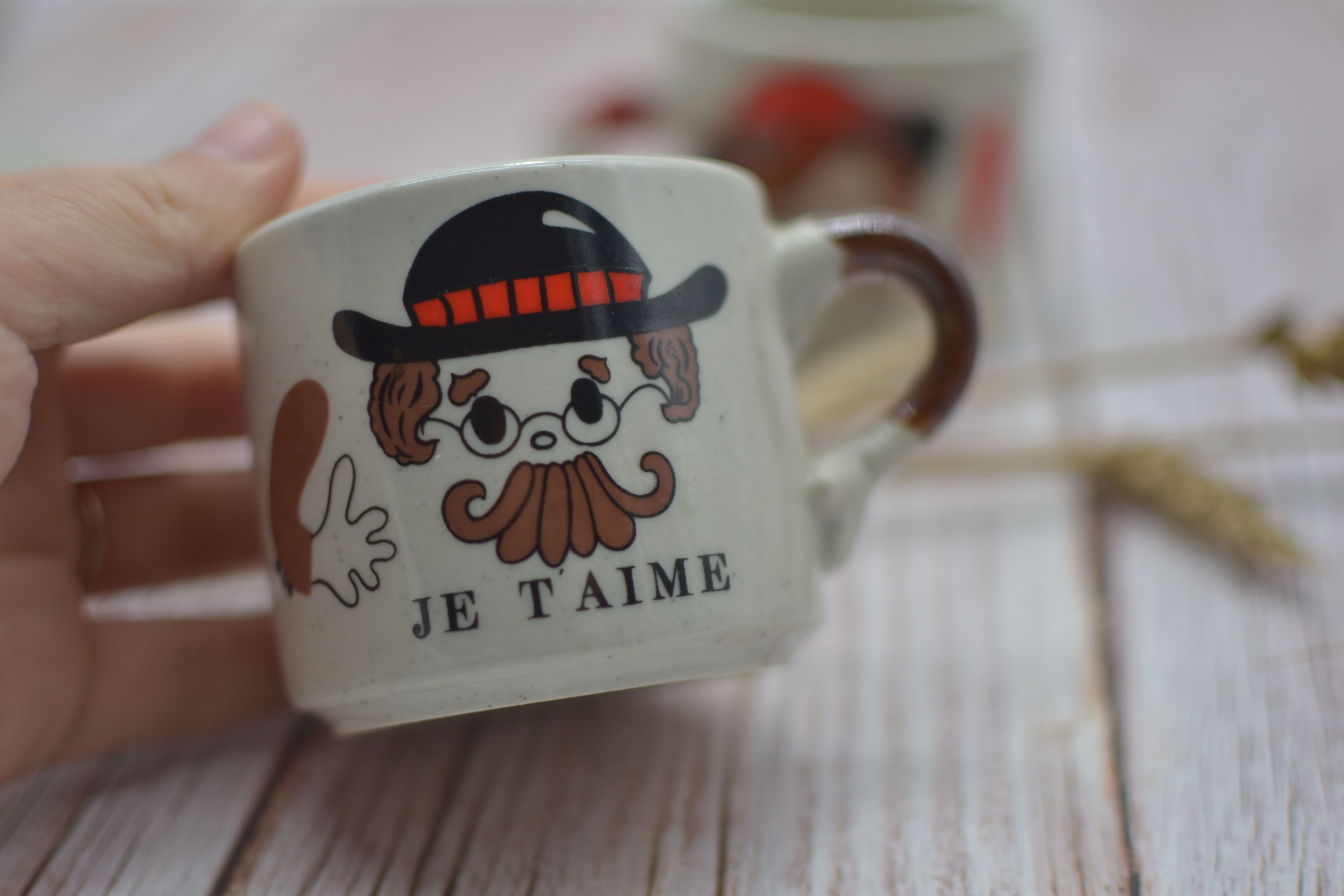 Duo of vintage cups I love you Me too