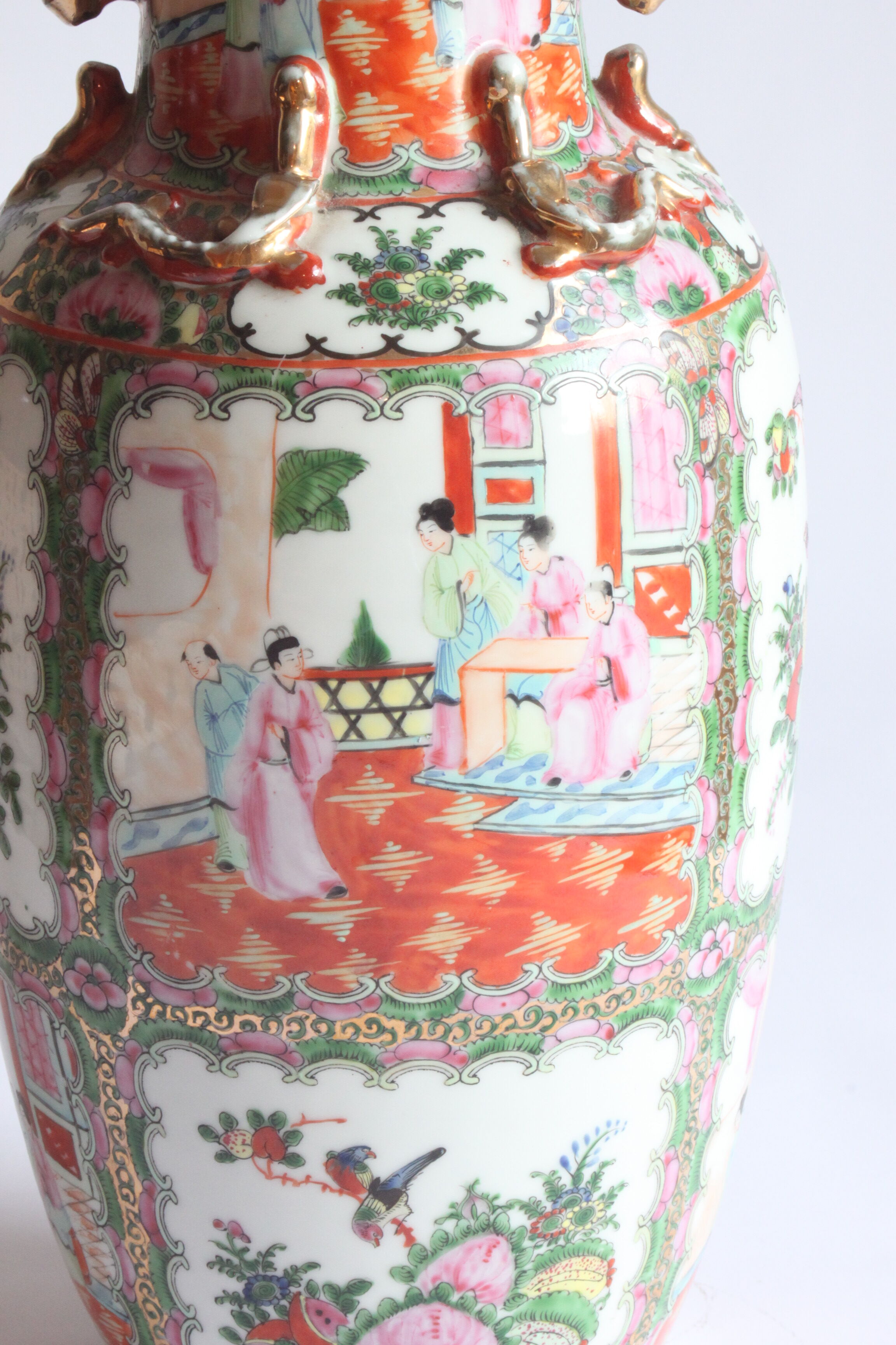 Vase médaillon de rose de Canton chinois, 19ème siècle