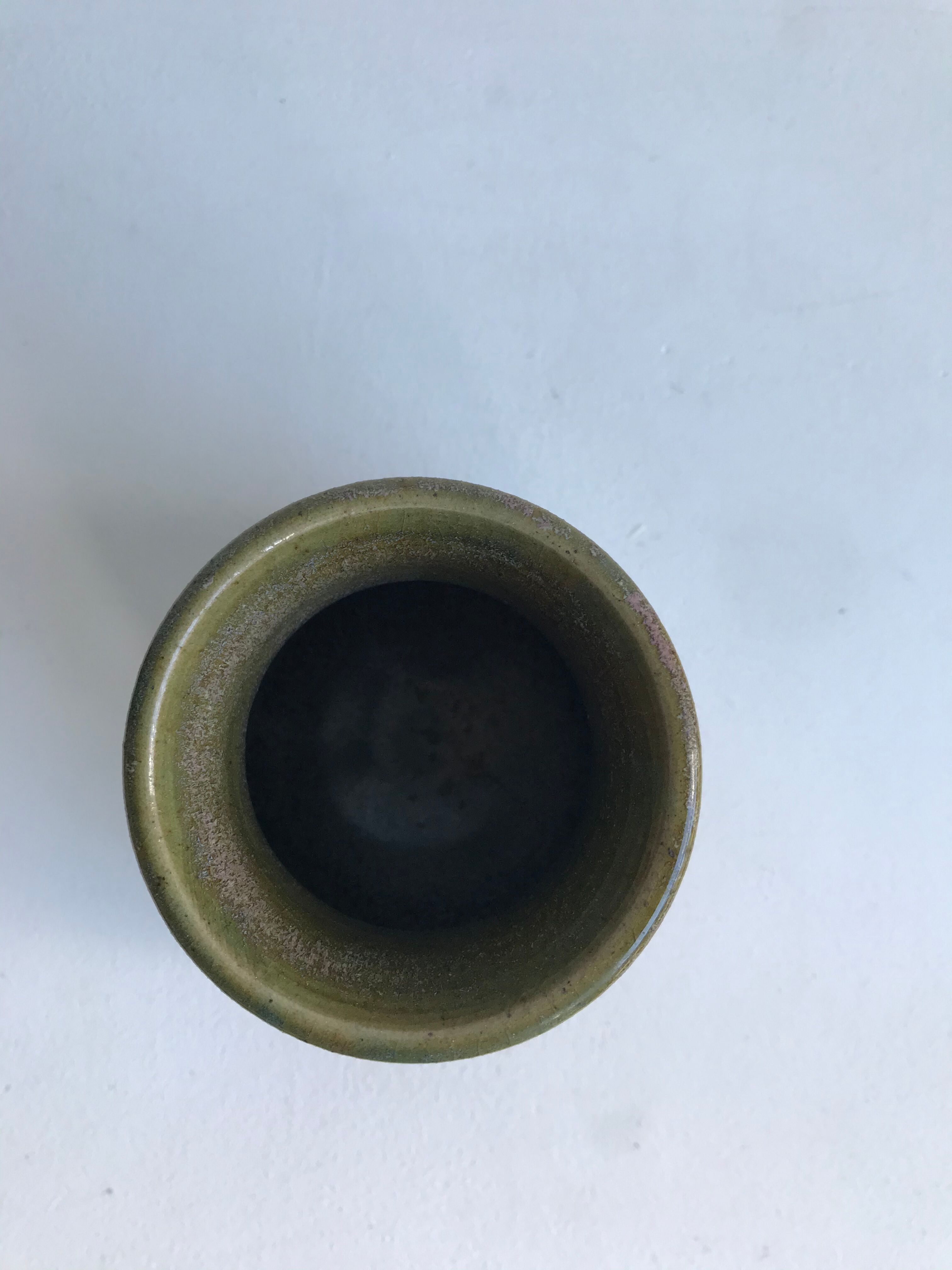 Ceramic pot