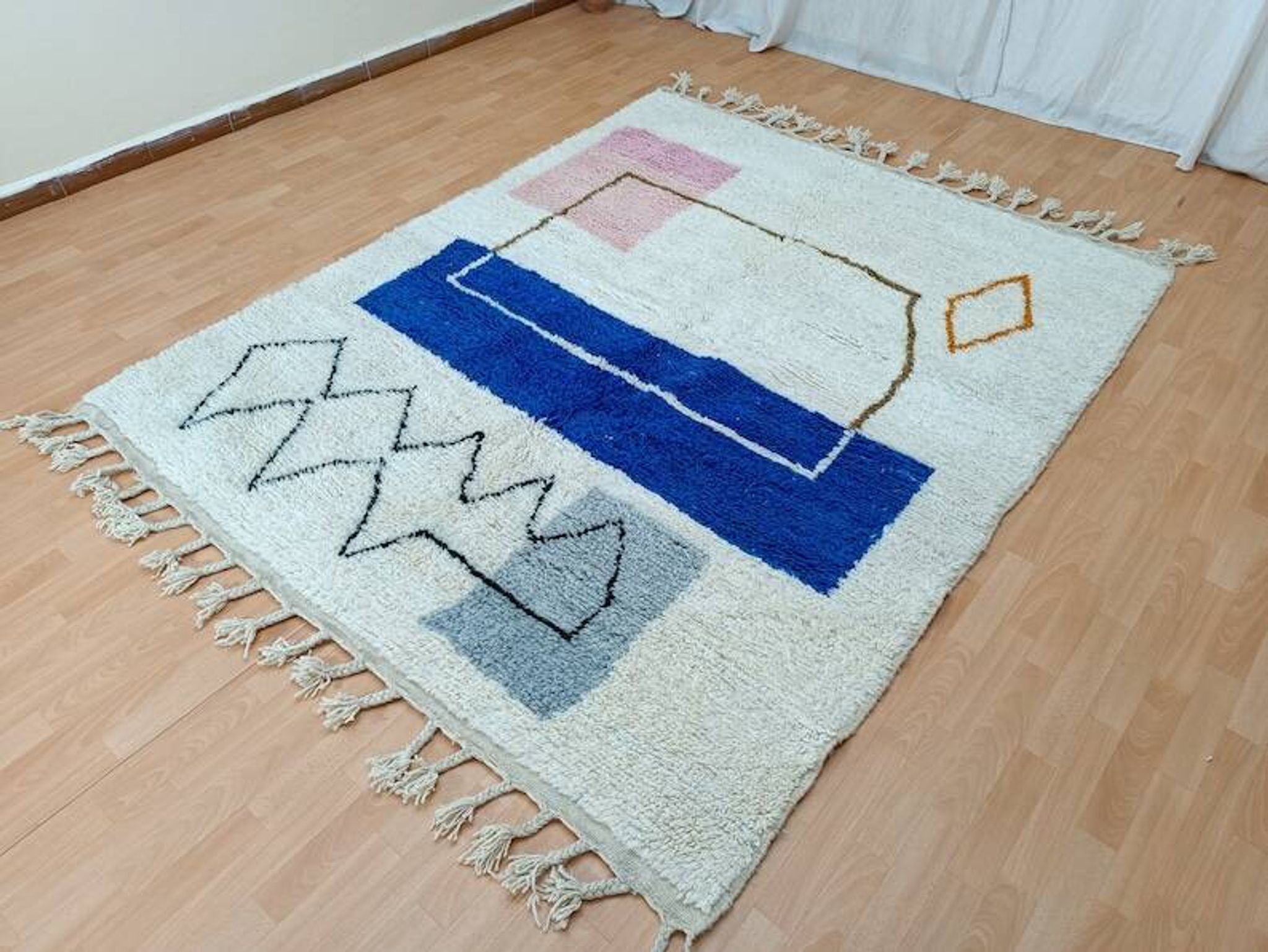 Handmade Berber rug 2/2m square
