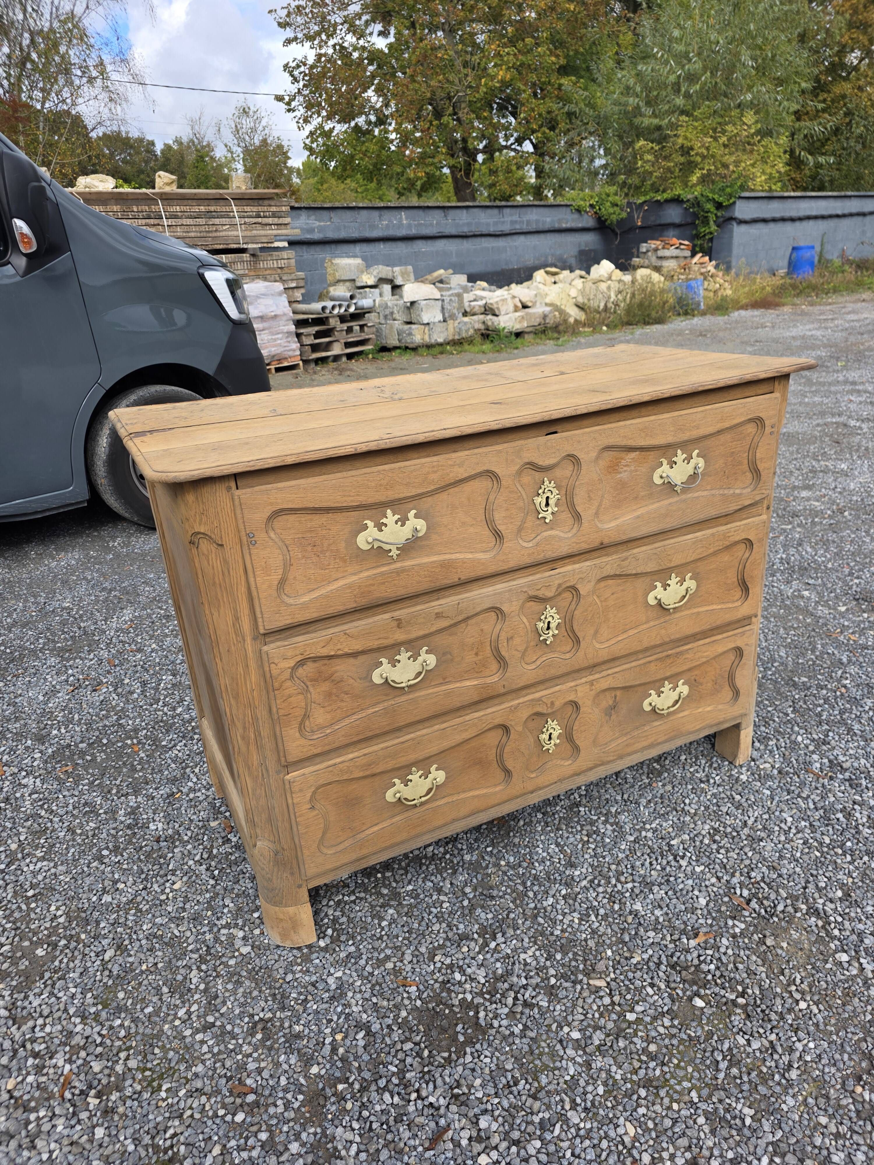18th-century Louis XV oak commode