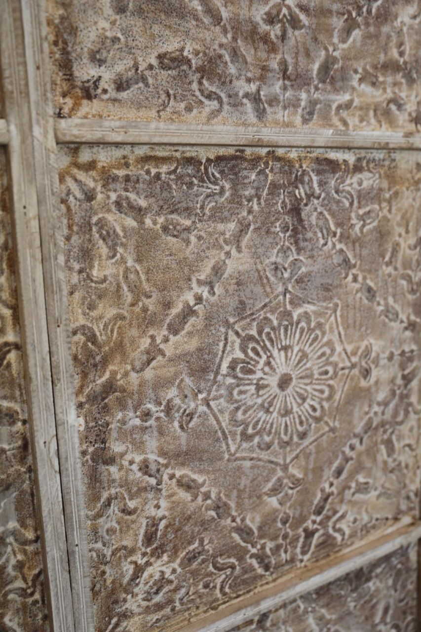 Screen - decorative panel in 3 wings - metal and wood rosettes