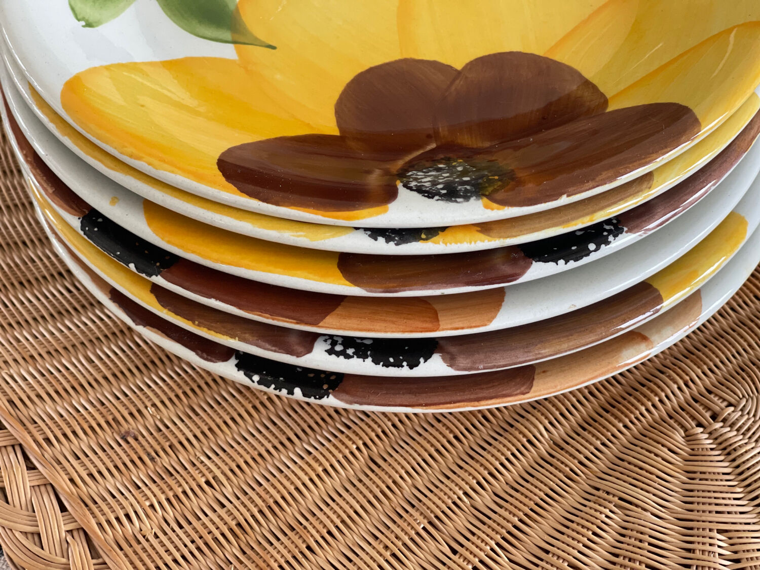 6 dessert plates Castellania 1970