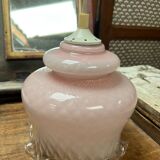 Suspension opaline rose vintage