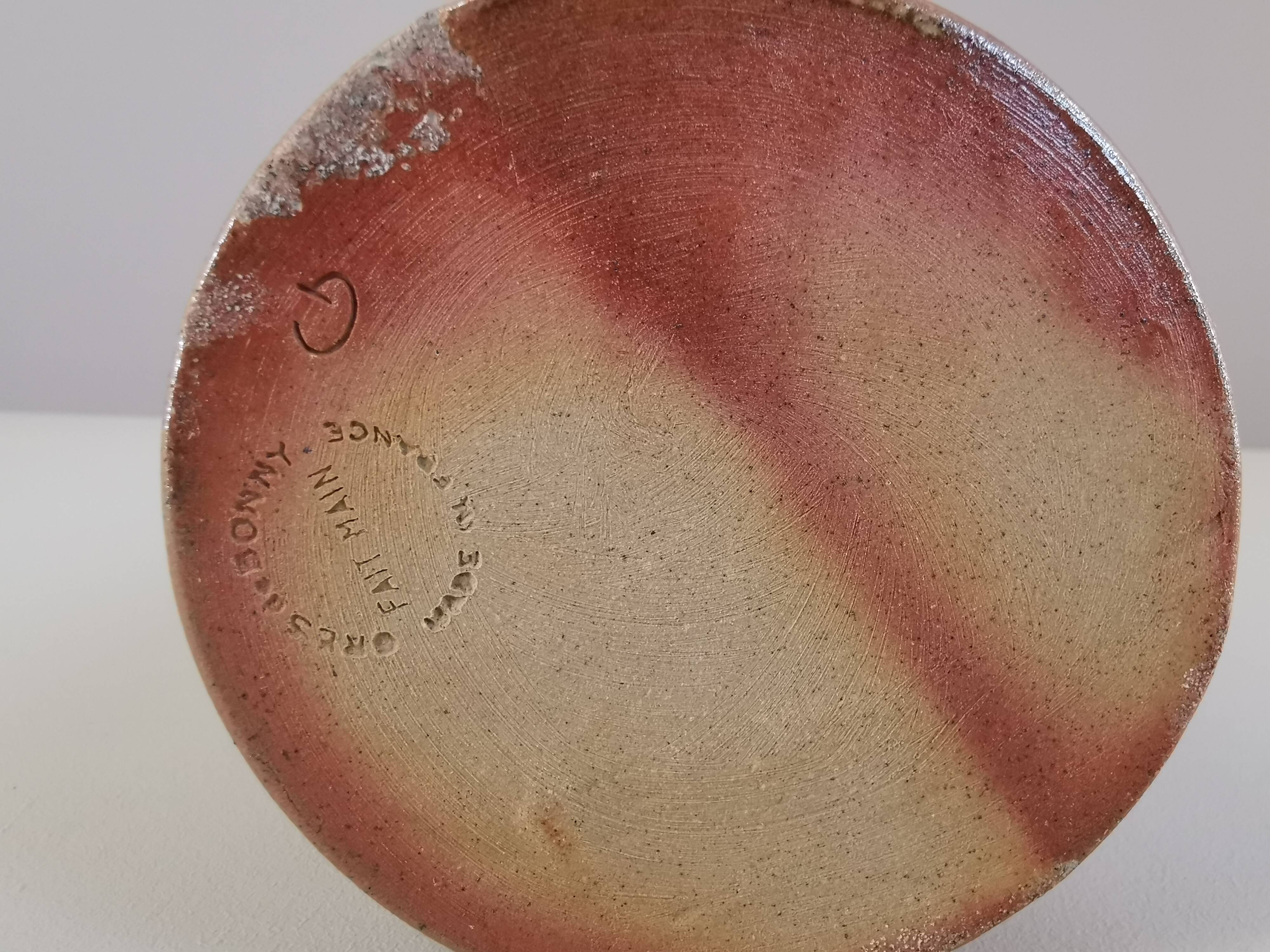 Bonny sandstone bottles